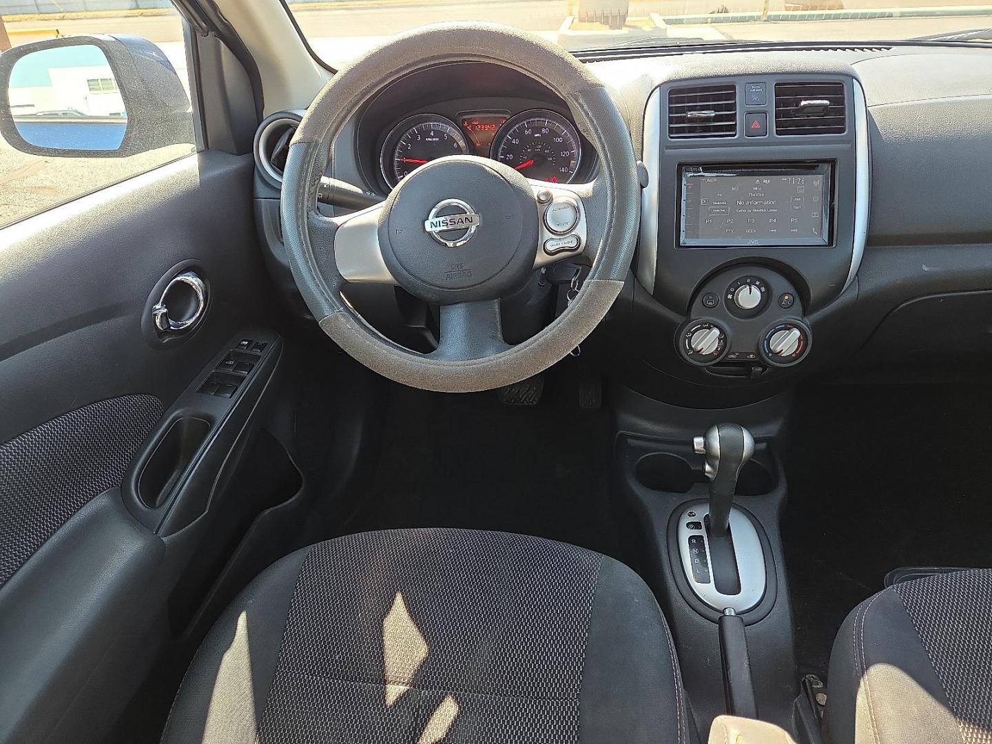 2014 Blue Onyx - B23 /Charcoal - G Nissan Versa 1.6 SV (3N1CN7AP0EL) with an 1.6L I-4 DOHC, variable valve control, regular unleaded, engine with 109HP engine, located at 4711 Ave Q, Lubbock, TX, 79412, (806) 687-2362, 33.551304, -101.855293 - Photo#19
