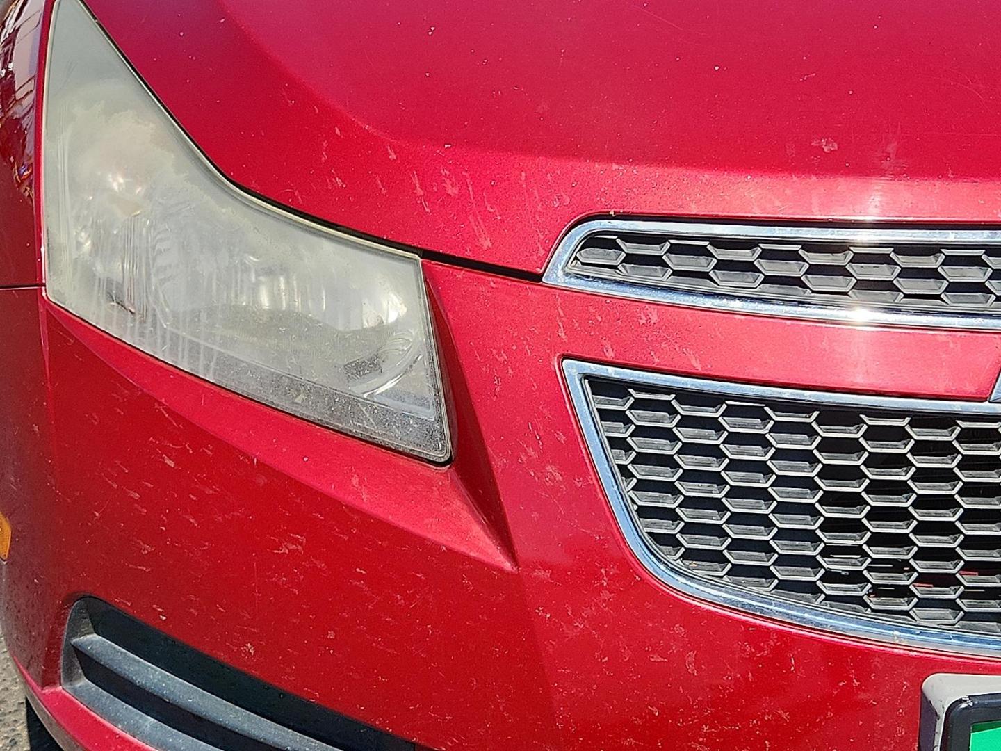 2014 RED /Jet Black - AFF Chevrolet Cruze 1LT Auto (1G1PC5SB5E7) with an ECOTEC 1.4L I-4 DOHC, VVT variable valve control, intercooled turbo, regular unleaded, engine with 138HP engine, located at 4711 Ave Q, Lubbock, TX, 79412, (806) 687-2362, 33.551304, -101.855293 - Photo#7