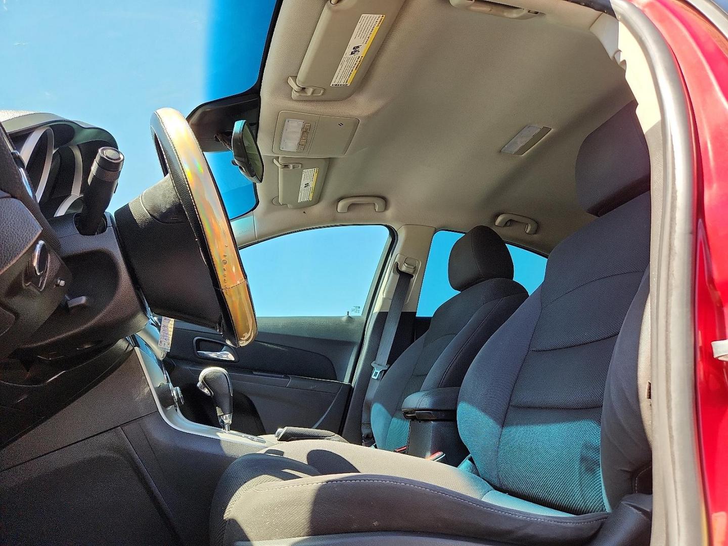 2014 RED /Jet Black - AFF Chevrolet Cruze 1LT Auto (1G1PC5SB5E7) with an ECOTEC 1.4L I-4 DOHC, VVT variable valve control, intercooled turbo, regular unleaded, engine with 138HP engine, located at 4711 Ave Q, Lubbock, TX, 79412, (806) 687-2362, 33.551304, -101.855293 - Photo#11