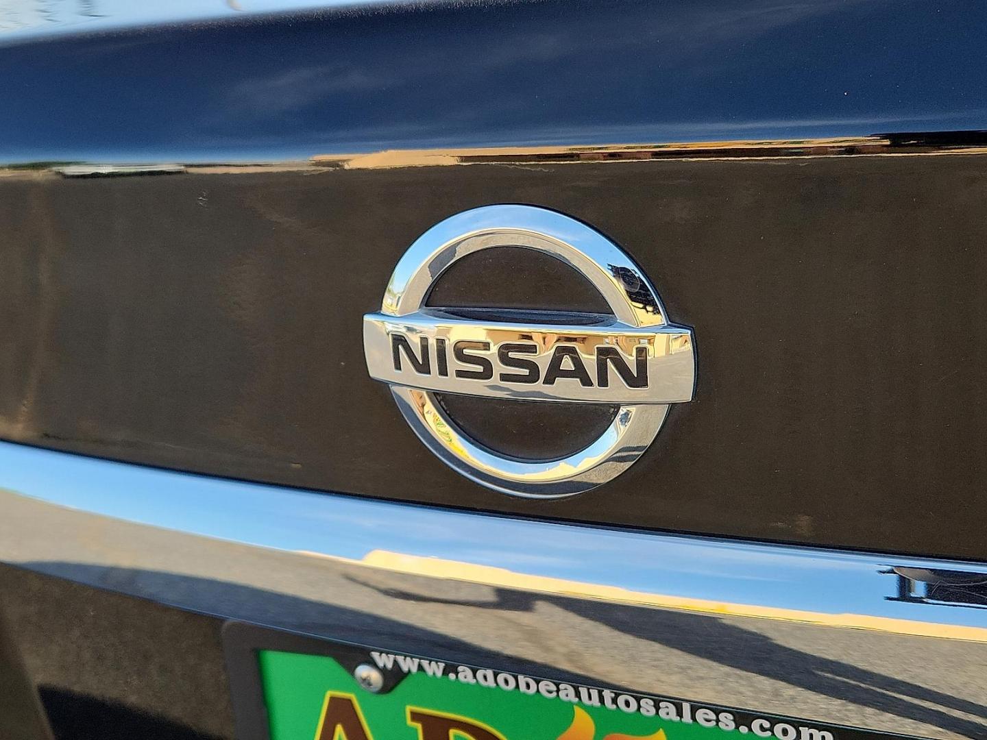 2017 BLACK /Charcoal - G Nissan Altima 2.5 S (1N4AL3AP2HC) with an 2.5L I-4 DOHC, variable valve control, regular unleaded, engine with 179HP engine, located at 4711 Ave Q, Lubbock, TX, 79412, (806) 687-2362, 33.551304, -101.855293 - Photo#12