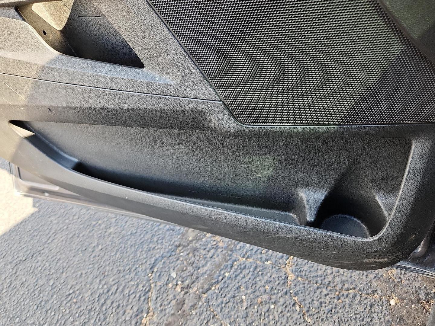 2013 BLACK Chevrolet Equinox 1LT (2GNALDEK2D6) with an 2.4L DOHC 4-Cylinder SIDI Engine engine, located at 4711 Ave Q, Lubbock, TX, 79412, (806) 687-2362, 33.551304, -101.855293 - Photo#17