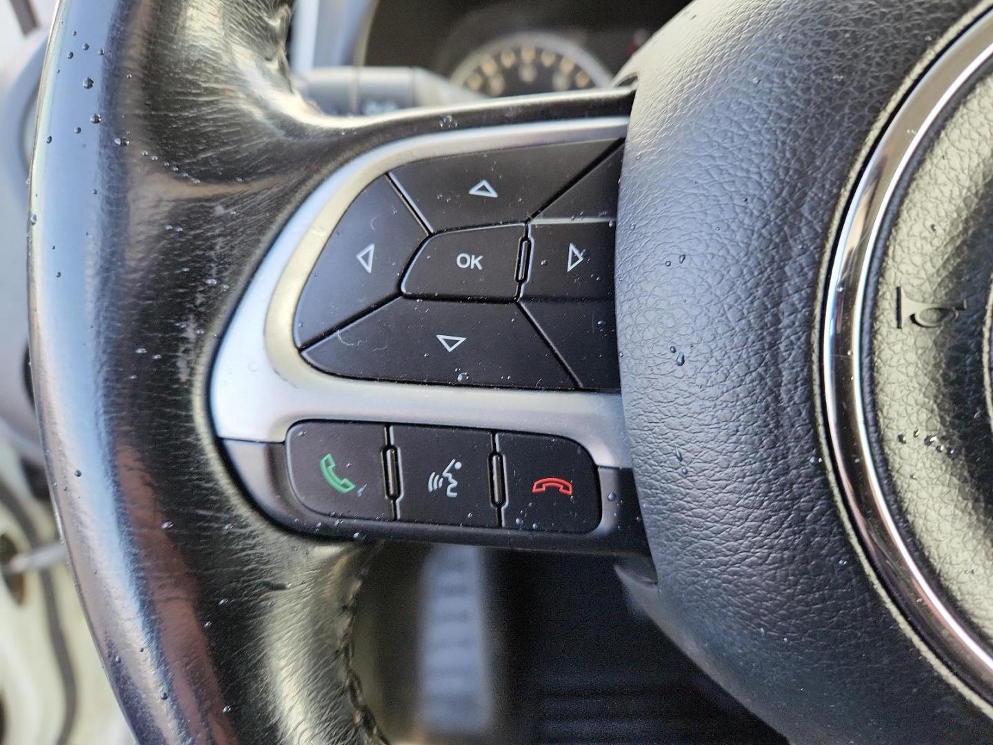 2017 Alpine White - PWV /Sandstorm/Black - A7XU Jeep Renegade Latitude (ZACCJABBXHP) with an ENGINE: 2.4L I4 MULTIAIR engine, located at 4711 Ave Q, Lubbock, TX, 79412, (806) 687-2362, 33.551304, -101.855293 - Photo#16
