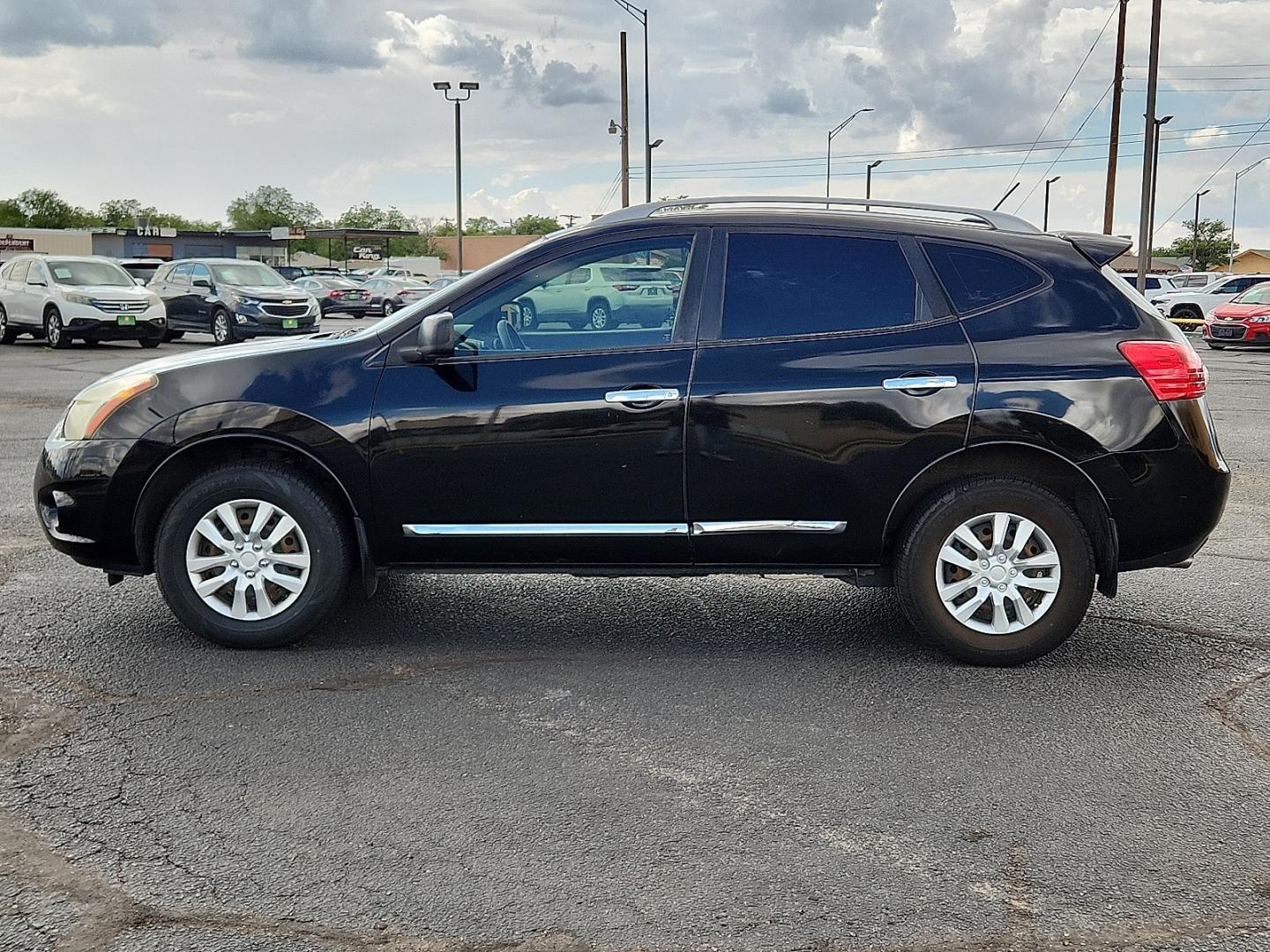 2015 BLACK /Black - G Nissan Rogue Select S (JN8AS5MT2FW) with an 2.5L I-4 DOHC, variable valve control, regular unleaded, engine with 170HP engine, located at 4711 Ave Q, Lubbock, TX, 79412, (806) 687-2362, 33.551304, -101.855293 - Photo#1
