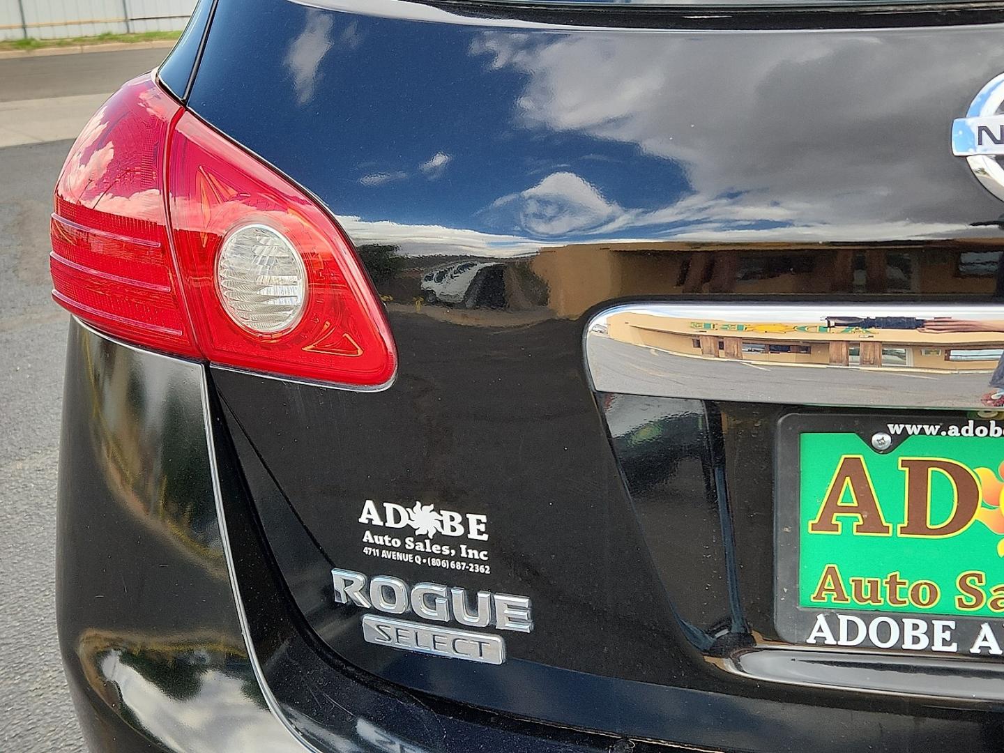 2015 BLACK /Black - G Nissan Rogue Select S (JN8AS5MT2FW) with an 2.5L I-4 DOHC, variable valve control, regular unleaded, engine with 170HP engine, located at 4711 Ave Q, Lubbock, TX, 79412, (806) 687-2362, 33.551304, -101.855293 - Photo#8