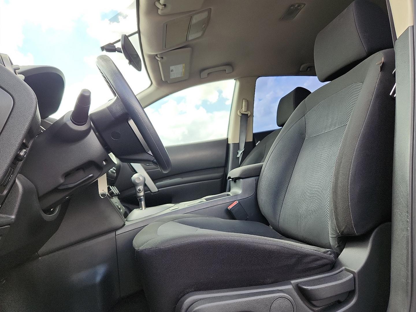 2015 BLACK /Black - G Nissan Rogue Select S (JN8AS5MT2FW) with an 2.5L I-4 DOHC, variable valve control, regular unleaded, engine with 170HP engine, located at 4711 Ave Q, Lubbock, TX, 79412, (806) 687-2362, 33.551304, -101.855293 - Photo#15