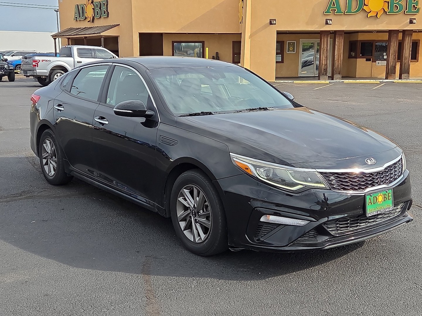2019 Ebony Black - EB /Black - WK Kia Optima LX (5XXGT4L39KG) with an Theta II 2.4L I-4 direct injection, DOHC, D-CVVT variable valve control, regular gasoline, engine with 185HP engine, located at 4711 Ave Q, Lubbock, TX, 79412, (806) 687-2362, 33.551304, -101.855293- Photo#6