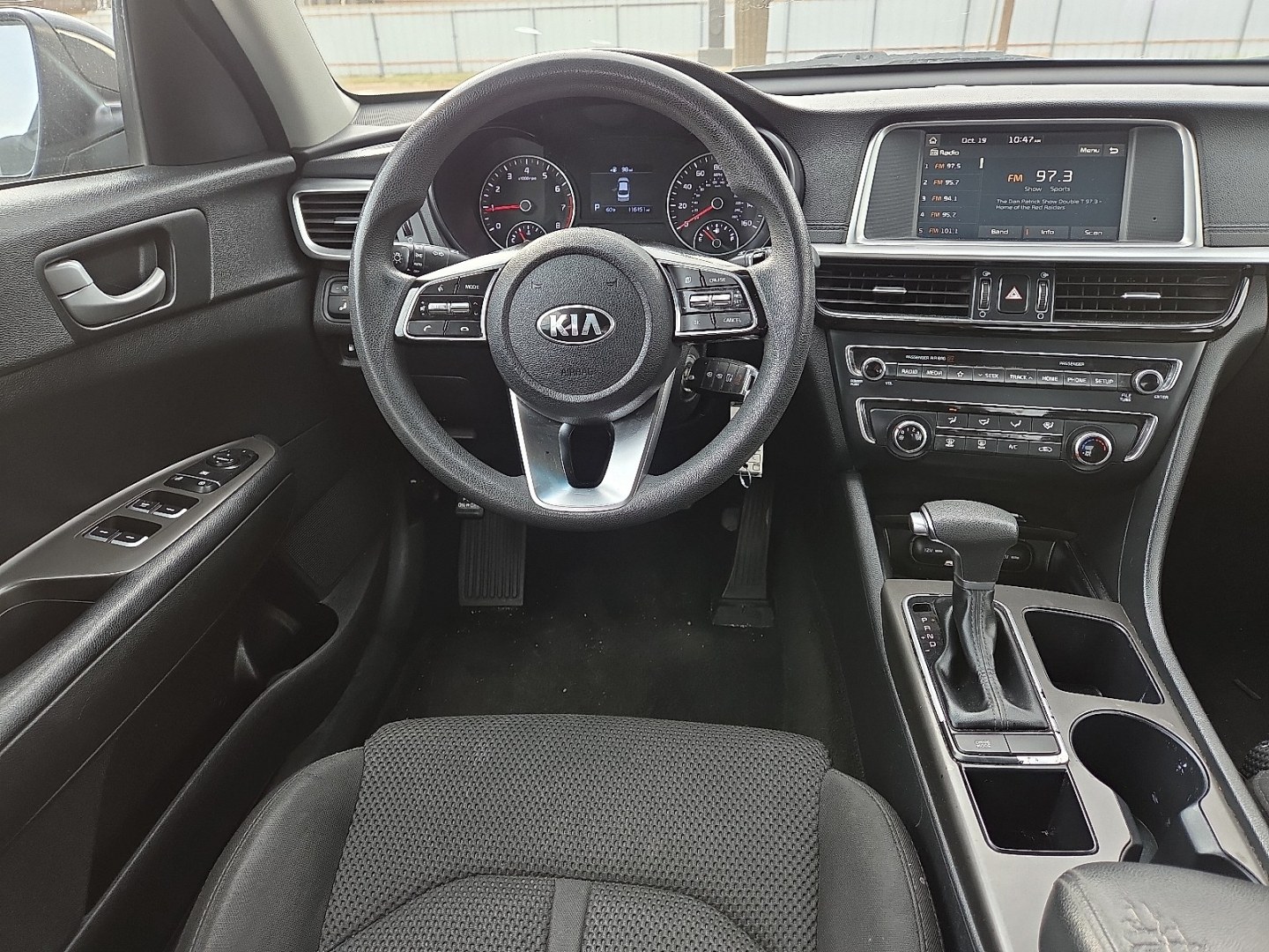 2019 Ebony Black - EB /Black - WK Kia Optima LX (5XXGT4L39KG) with an Theta II 2.4L I-4 direct injection, DOHC, D-CVVT variable valve control, regular gasoline, engine with 185HP engine, located at 4711 Ave Q, Lubbock, TX, 79412, (806) 687-2362, 33.551304, -101.855293- Photo#18