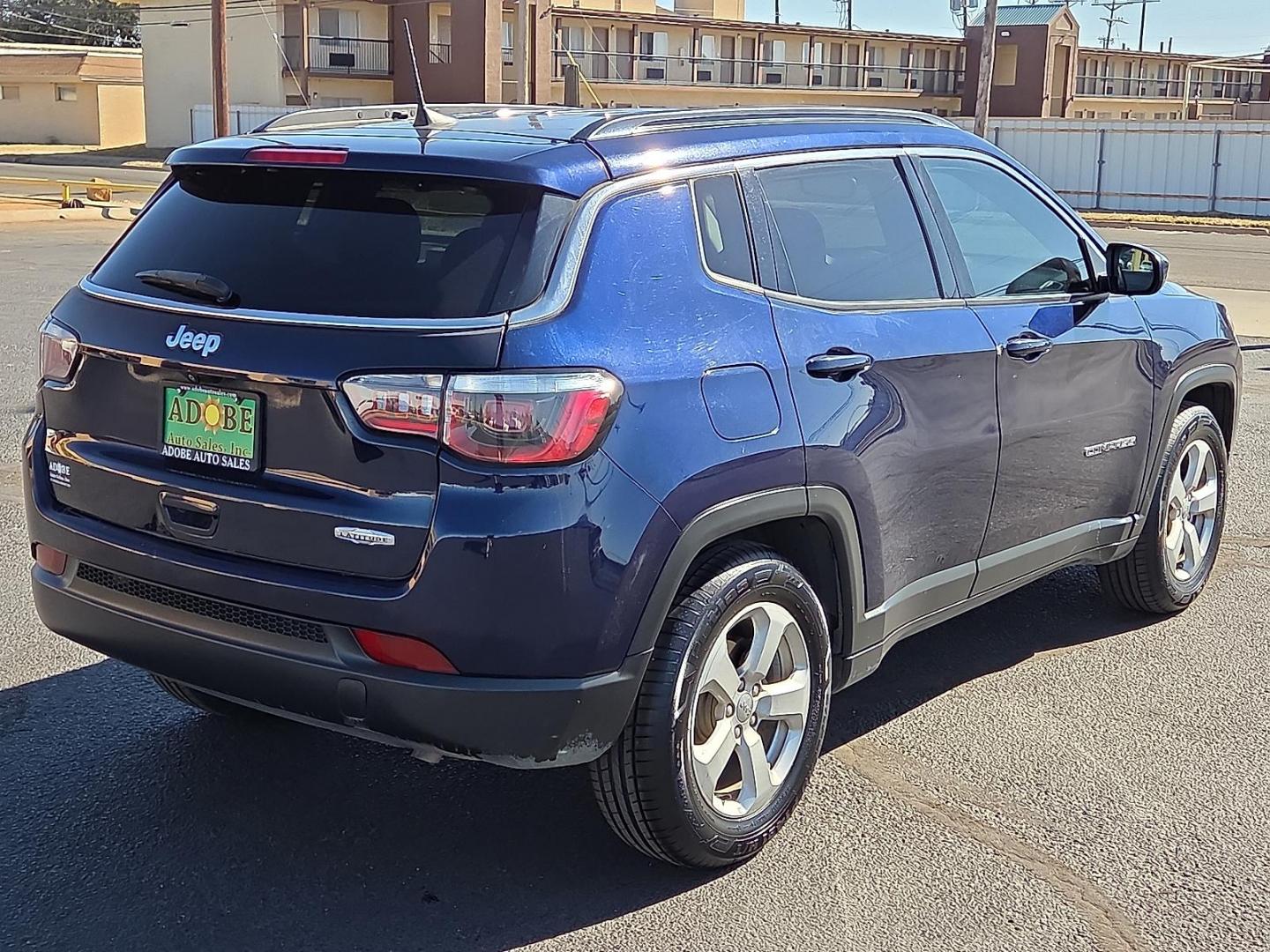 2019 Jazz Blue Pearlcoat - PBX /Black - X9 Jeep Compass Latitude FWD (3C4NJCBBXKT) with an 2.4L I-4 variable valve control, regular unleaded, engine with 180HP engine, located at 4711 Ave Q, Lubbock, TX, 79412, (806) 687-2362, 33.551304, -101.855293 - Photo#4