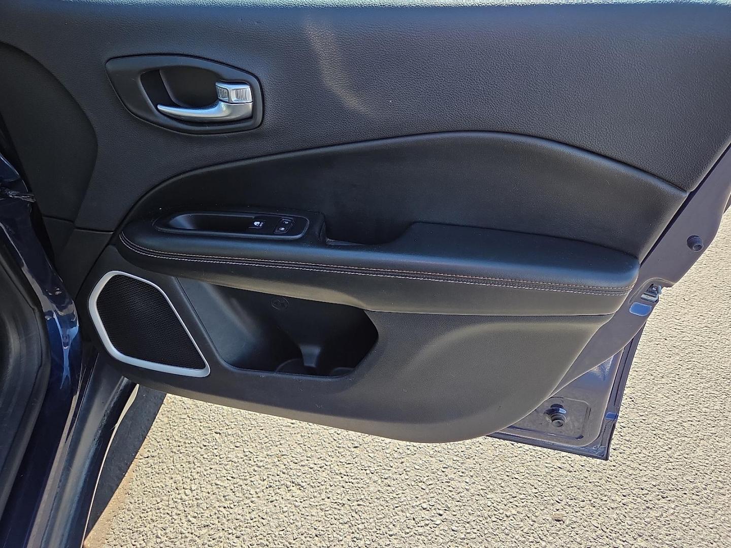 2019 Jazz Blue Pearlcoat - PBX /Black - X9 Jeep Compass Latitude FWD (3C4NJCBBXKT) with an 2.4L I-4 variable valve control, regular unleaded, engine with 180HP engine, located at 4711 Ave Q, Lubbock, TX, 79412, (806) 687-2362, 33.551304, -101.855293 - Photo#11