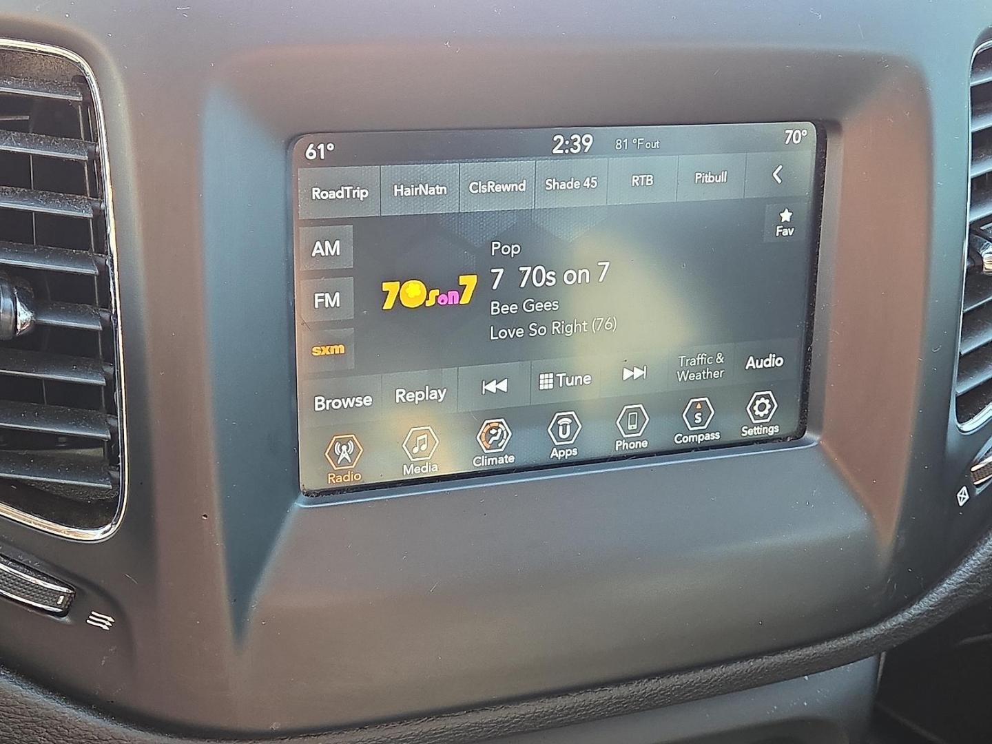 2019 Jazz Blue Pearlcoat - PBX /Black - X9 Jeep Compass Latitude FWD (3C4NJCBBXKT) with an 2.4L I-4 variable valve control, regular unleaded, engine with 180HP engine, located at 4711 Ave Q, Lubbock, TX, 79412, (806) 687-2362, 33.551304, -101.855293 - Photo#23