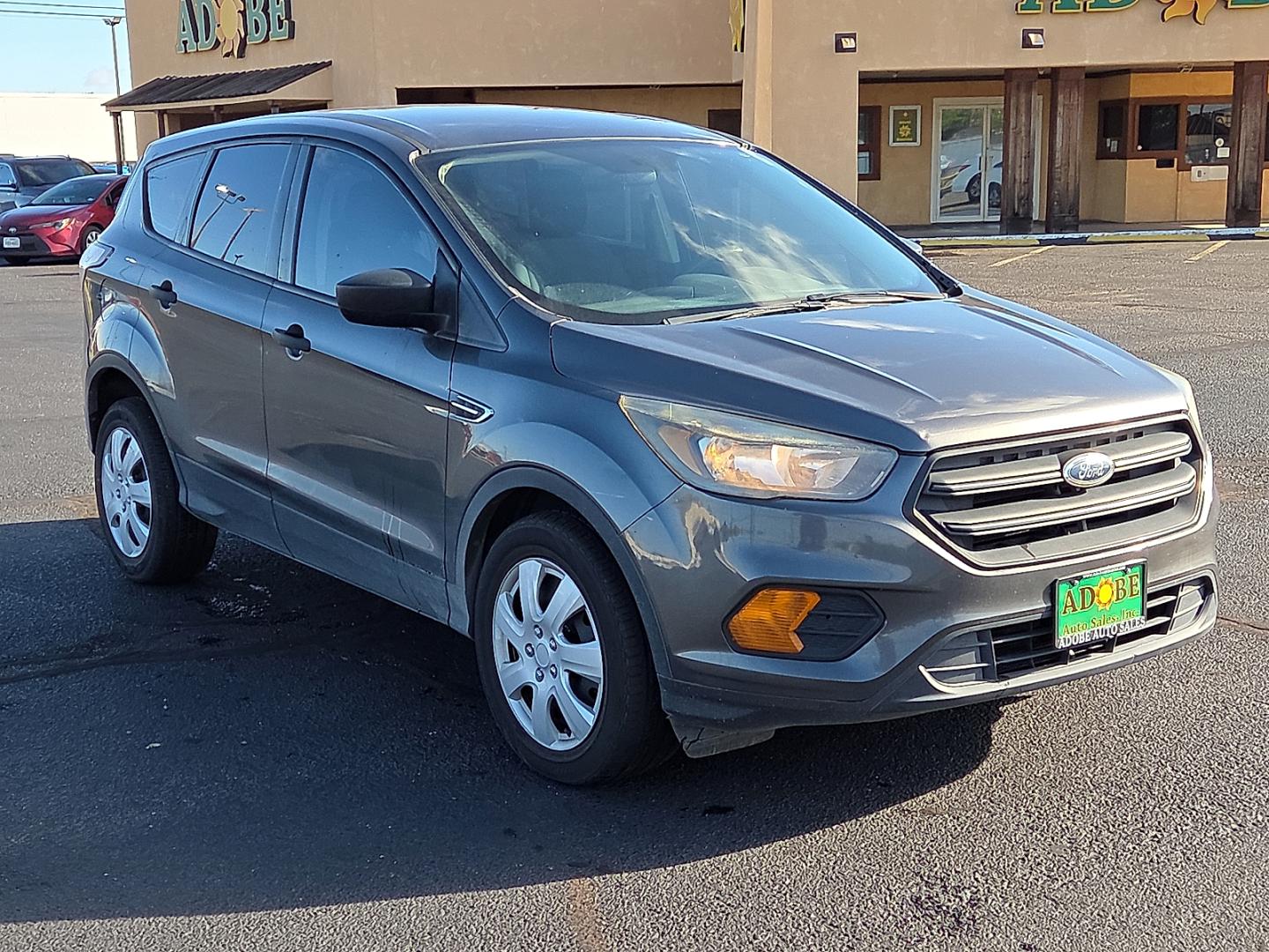 2018 Magnetic Metallic - J7 /Charcoal Black - 7B Ford Escape S (1FMCU0F77JU) with an Duratec 2.5L I-4 DOHC, iVCT variable valve control, regular gasoline, engine with 168HP engine, located at 4711 Ave Q, Lubbock, TX, 79412, (806) 687-2362, 33.551304, -101.855293- Photo#4