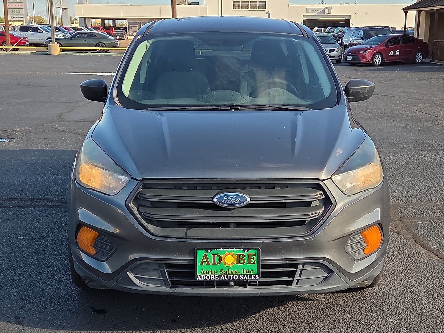 2018 Magnetic Metallic - J7 /Charcoal Black - 7B Ford Escape S (1FMCU0F77JU) with an Duratec 2.5L I-4 DOHC, iVCT variable valve control, regular gasoline, engine with 168HP engine, located at 4711 Ave Q, Lubbock, TX, 79412, (806) 687-2362, 33.551304, -101.855293- Photo#5
