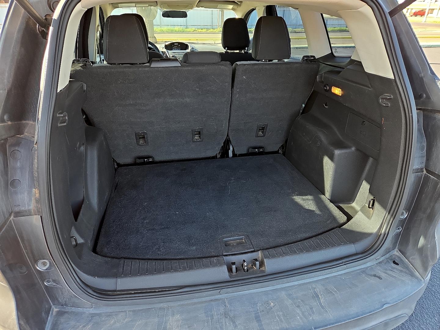2018 Magnetic Metallic - J7 /Charcoal Black - 7B Ford Escape S (1FMCU0F77JU) with an Duratec 2.5L I-4 DOHC, iVCT variable valve control, regular gasoline, engine with 168HP engine, located at 4711 Ave Q, Lubbock, TX, 79412, (806) 687-2362, 33.551304, -101.855293- Photo#11
