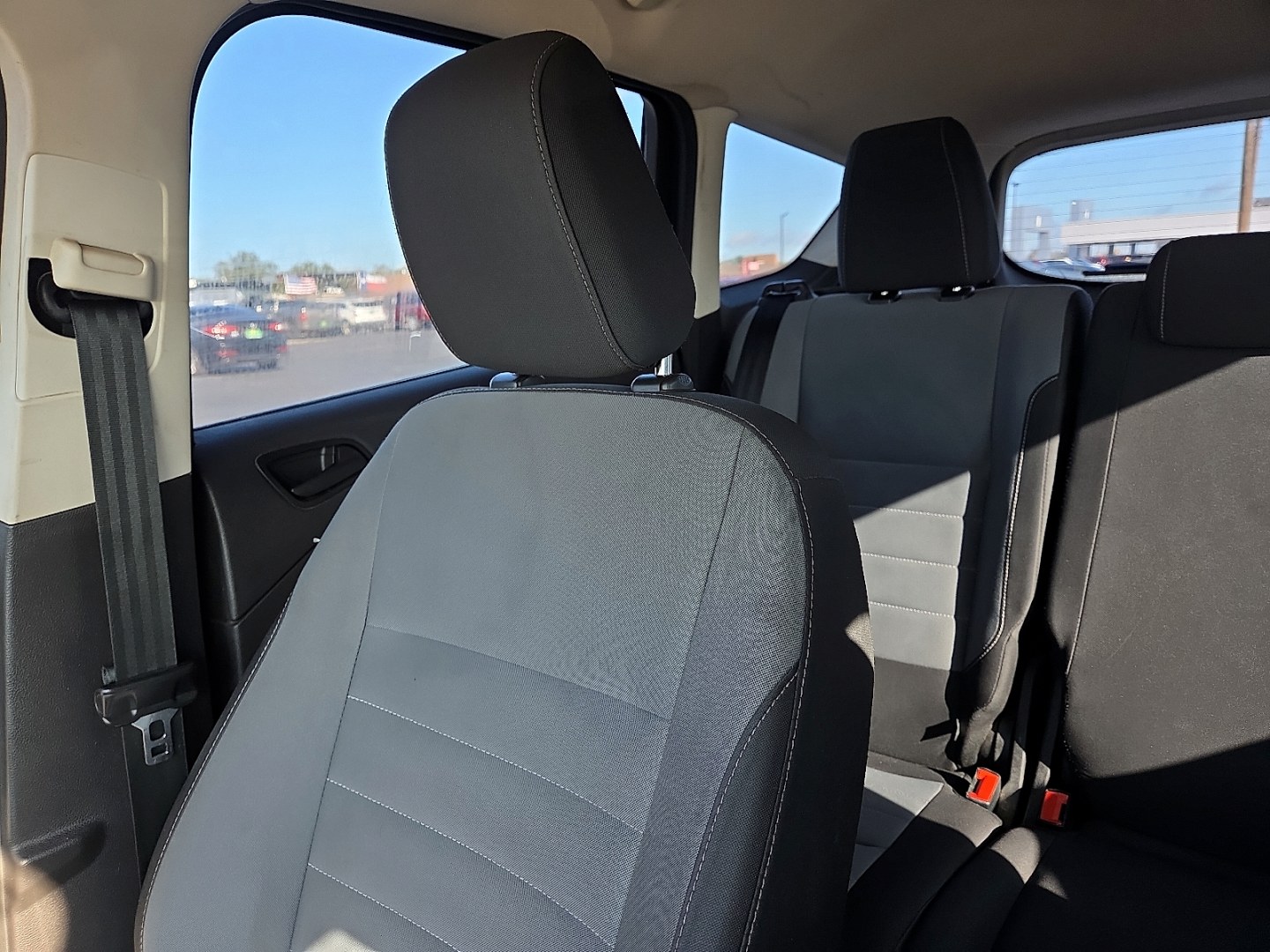 2018 Magnetic Metallic - J7 /Charcoal Black - 7B Ford Escape S (1FMCU0F77JU) with an Duratec 2.5L I-4 DOHC, iVCT variable valve control, regular gasoline, engine with 168HP engine, located at 4711 Ave Q, Lubbock, TX, 79412, (806) 687-2362, 33.551304, -101.855293- Photo#24