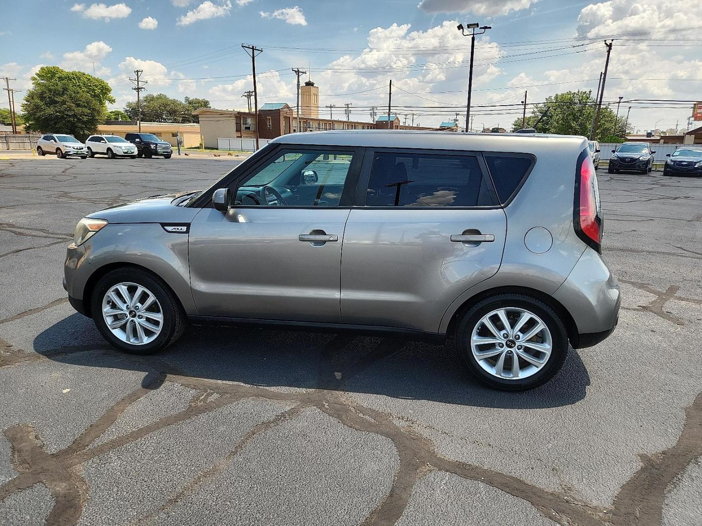 2019 GRAY Kia Soul + (KNDJP3A56K7) with an 2L I-4 gasoline direct injection, DOHC, D-CVVT variable valve control, regular unleaded, engine with 161HP engine, located at 4711 Ave Q, Lubbock, TX, 79412, (806) 687-2362, 33.551304, -101.855293 - Photo#1