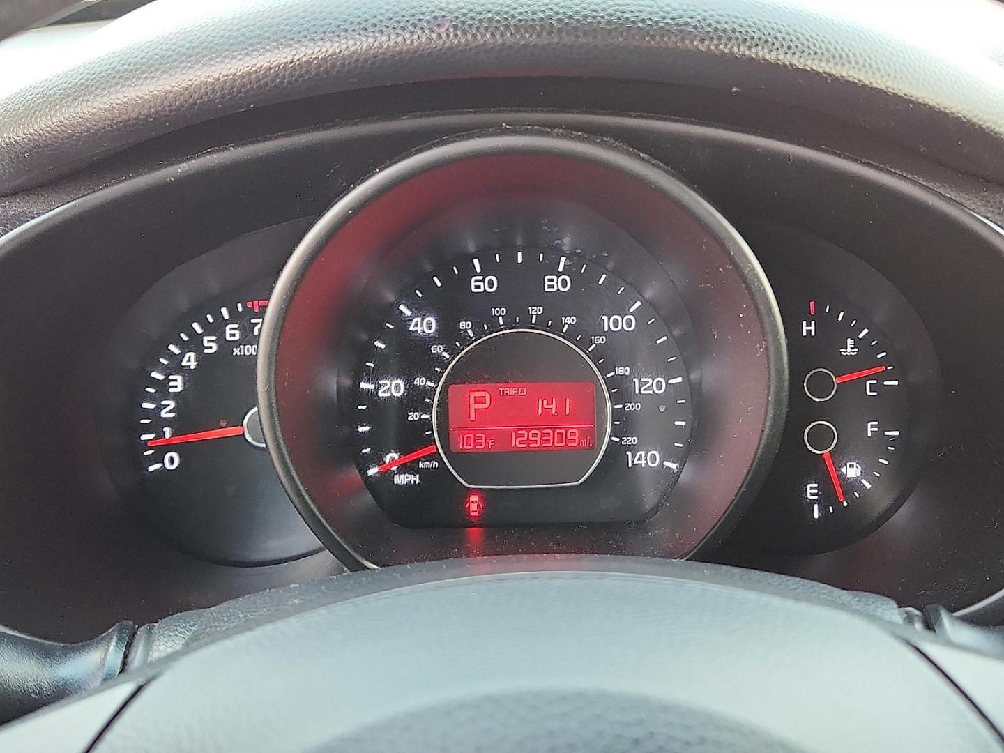 2019 GRAY Kia Soul + (KNDJP3A56K7) with an 2L I-4 gasoline direct injection, DOHC, D-CVVT variable valve control, regular unleaded, engine with 161HP engine, located at 4711 Ave Q, Lubbock, TX, 79412, (806) 687-2362, 33.551304, -101.855293 - Photo#14