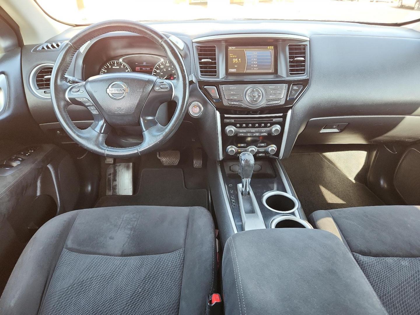 2016 Arctic Blue Metallic - RBG /Charcoal - G Nissan Pathfinder SV (5N1AR2MNXGC) with an Engine: 3.5L V6 engine, located at 4711 Ave Q, Lubbock, TX, 79412, (806) 687-2362, 33.551304, -101.855293 - Photo#10