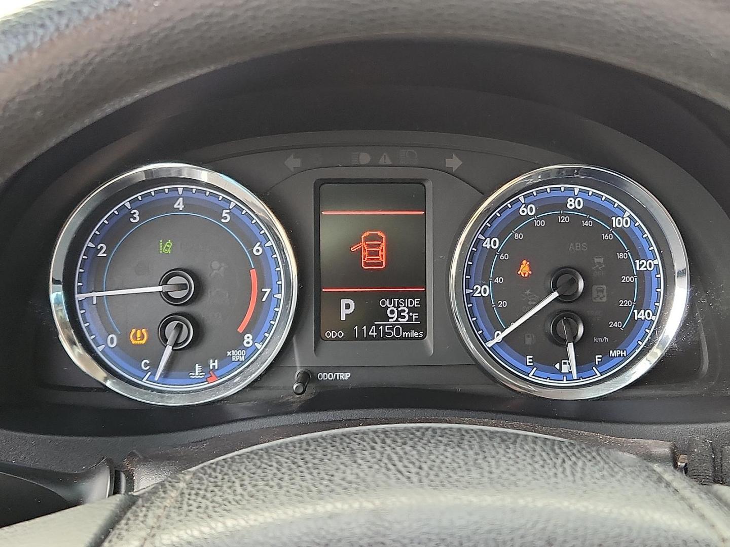 2019 WHITE Toyota Corolla LE (2T1BURHE5KC) with an 1.8L I-4 DOHC, VVT-i variable valve control, regular unleaded, engine with 132HP engine, located at 4711 Ave Q, Lubbock, TX, 79412, (806) 687-2362, 33.551304, -101.855293 - Photo#13