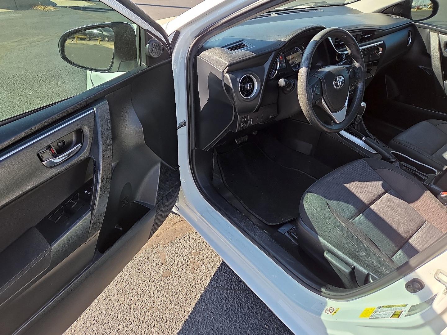 2019 Super White - 040 /Black - 21 Toyota Corolla LE (2T1BURHE5KC) with an 1.8L I-4 DOHC, VVT-i variable valve control, regular gasoline, engine with 132HP engine, located at 4711 Ave Q, Lubbock, TX, 79412, (806) 687-2362, 33.551304, -101.855293- Photo#20