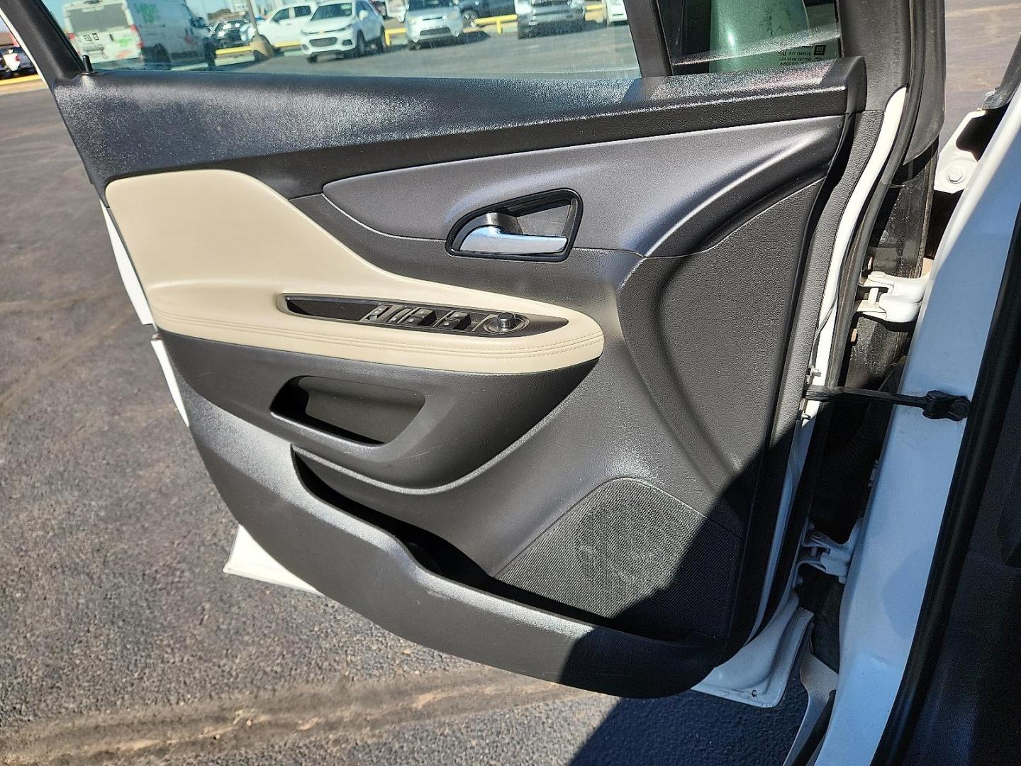 2020 WHITE Buick Encore FWD Preferred (KL4CJASB9LB) with an ECOTEC 1.4L I-4 DOHC, variable valve control, intercooled turbo, regular unleaded, engine with 138HP engine, located at 4711 Ave Q, Lubbock, TX, 79412, (806) 687-2362, 33.551304, -101.855293 - Photo#11