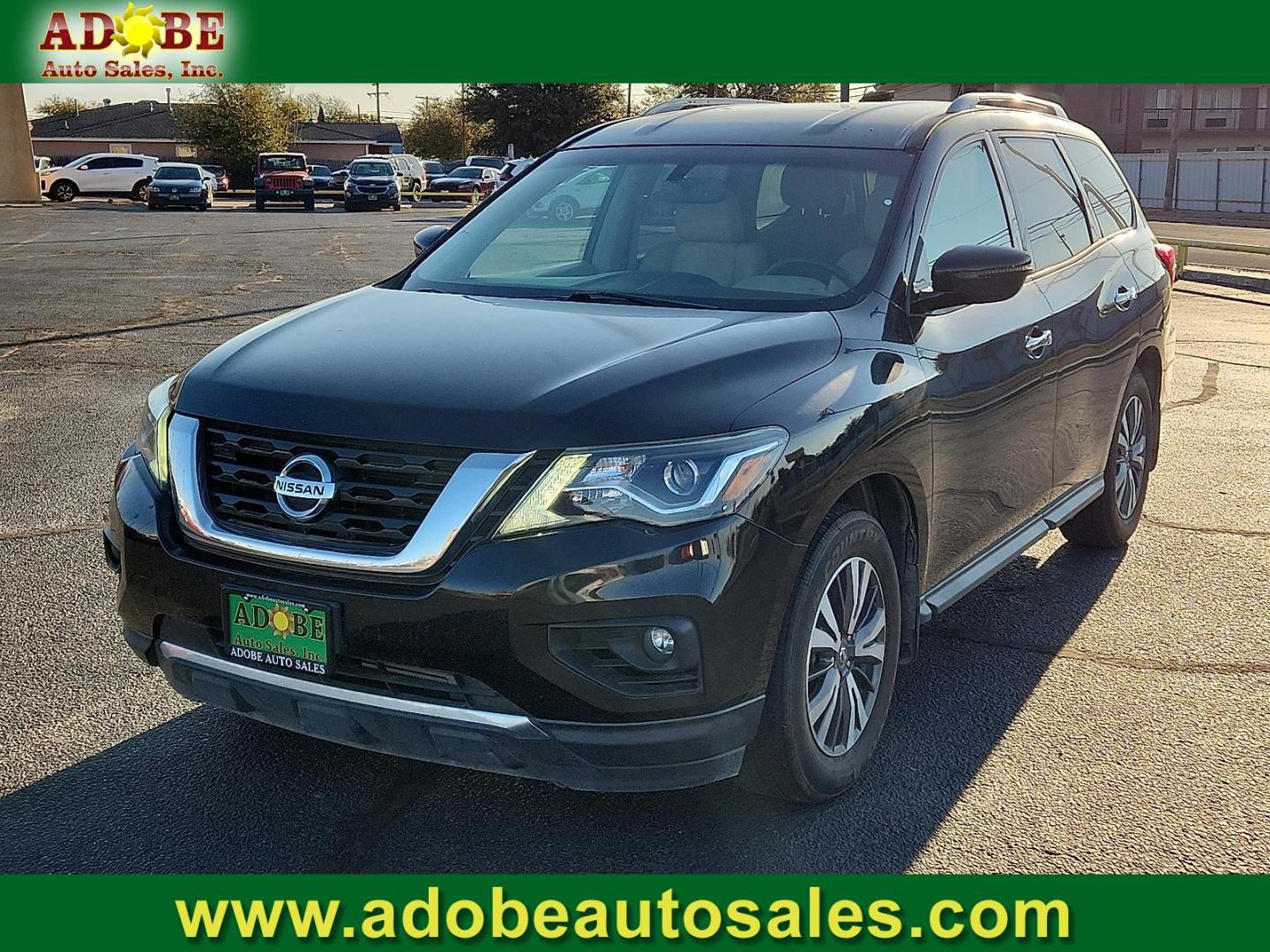 2017 Magnetic Black Metallic Nissan Pathfinder SV (5N1DR2MN5HC) with an 3.5L V-6 gasoline direct injection, DOHC, variable valve control, regular unleaded, engine with 284HP engine, located at 4711 Ave Q, Lubbock, TX, 79412, (806) 687-2362, 33.551304, -101.855293 - Photo#0