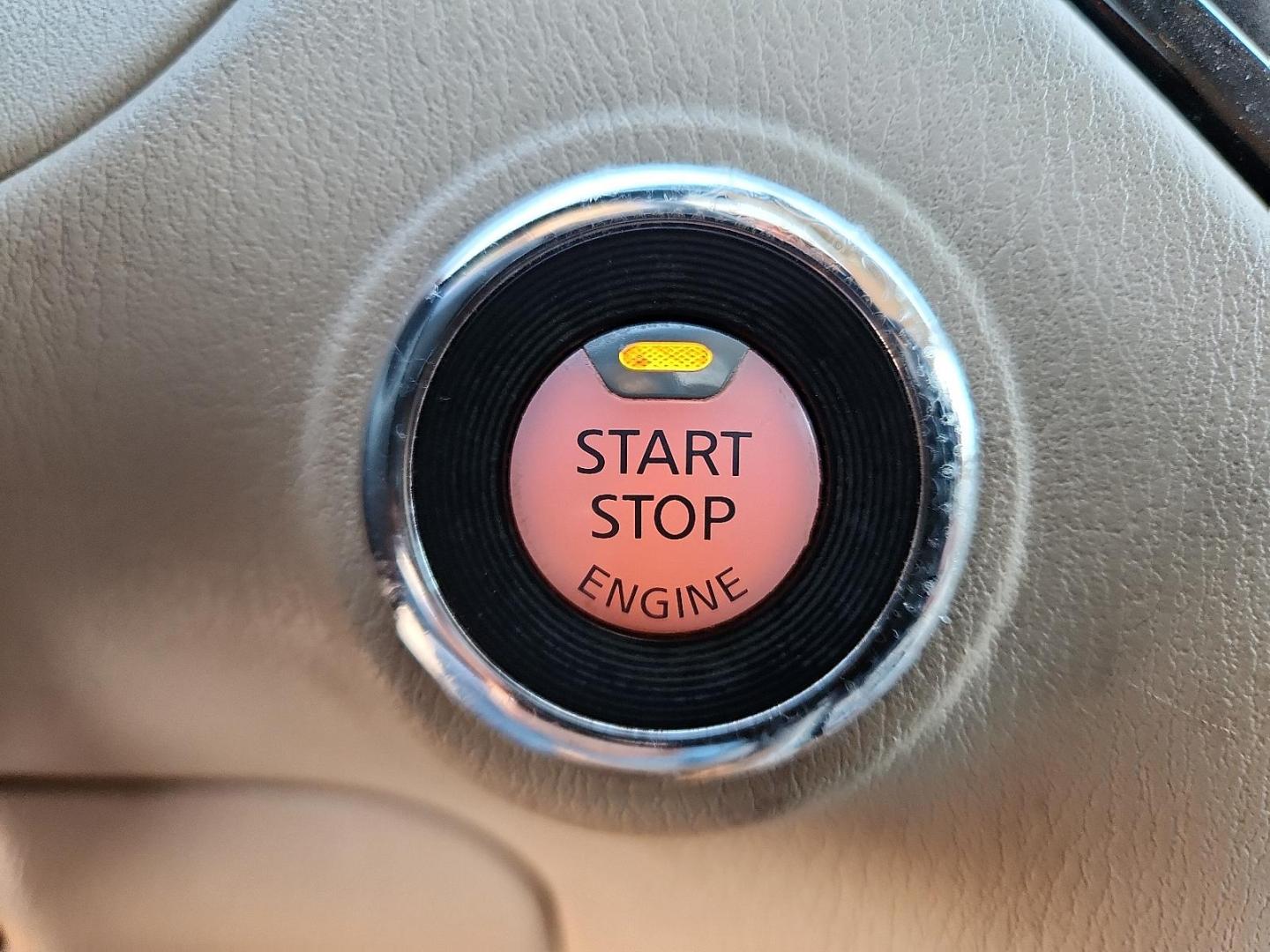 2017 Magnetic Black Metallic Nissan Pathfinder SV (5N1DR2MN5HC) with an 3.5L V-6 gasoline direct injection, DOHC, variable valve control, regular unleaded, engine with 284HP engine, located at 4711 Ave Q, Lubbock, TX, 79412, (806) 687-2362, 33.551304, -101.855293 - Photo#23
