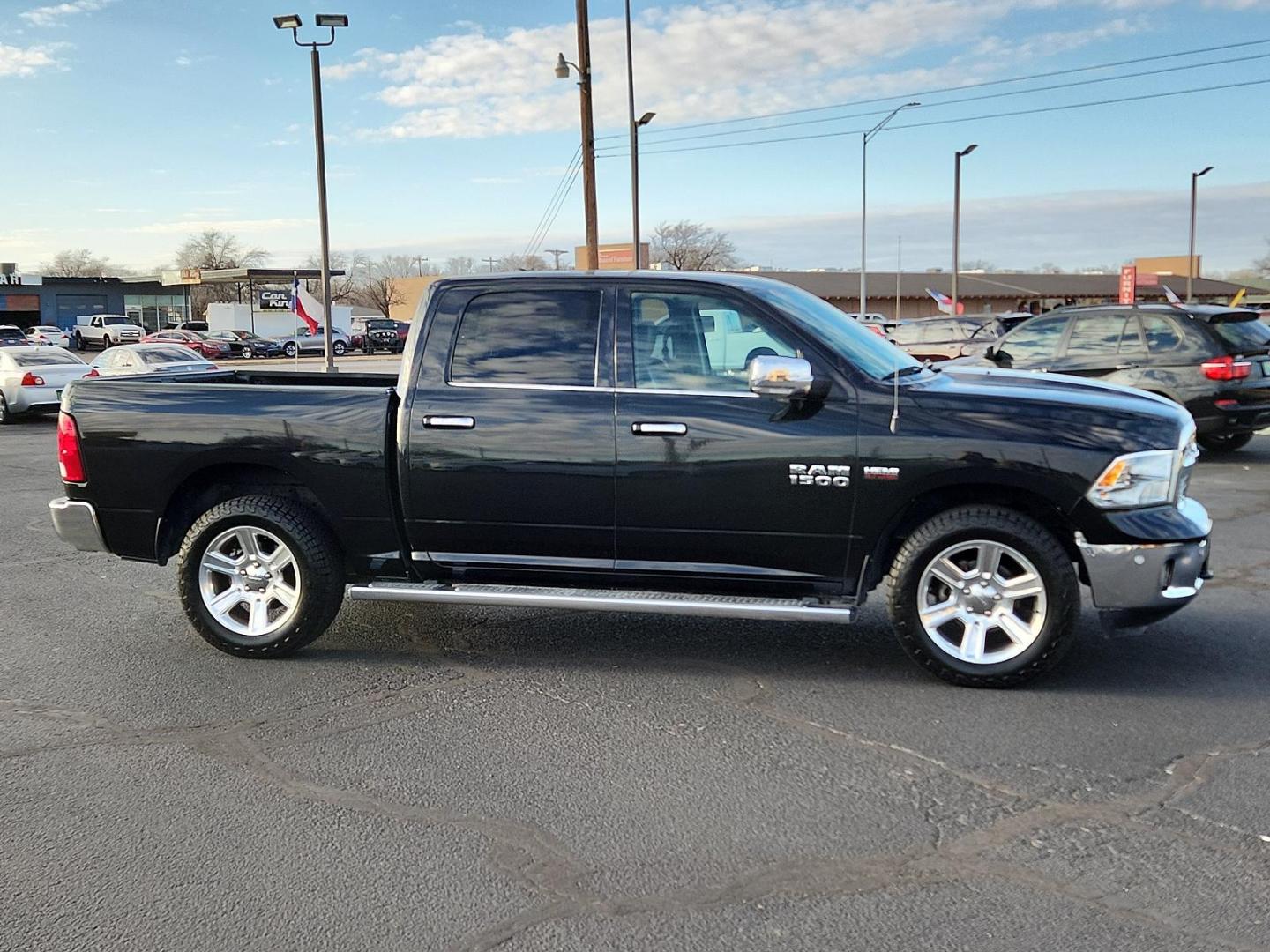 2018 BLACK Ram 1500 Lone Star Silver (1C6RR7LT1JS) with an ENGINE: 5.7L V8 HEMI MDS VVT engine, located at 4711 Ave Q, Lubbock, TX, 79412, (806) 687-2362, 33.551304, -101.855293 - Photo#4