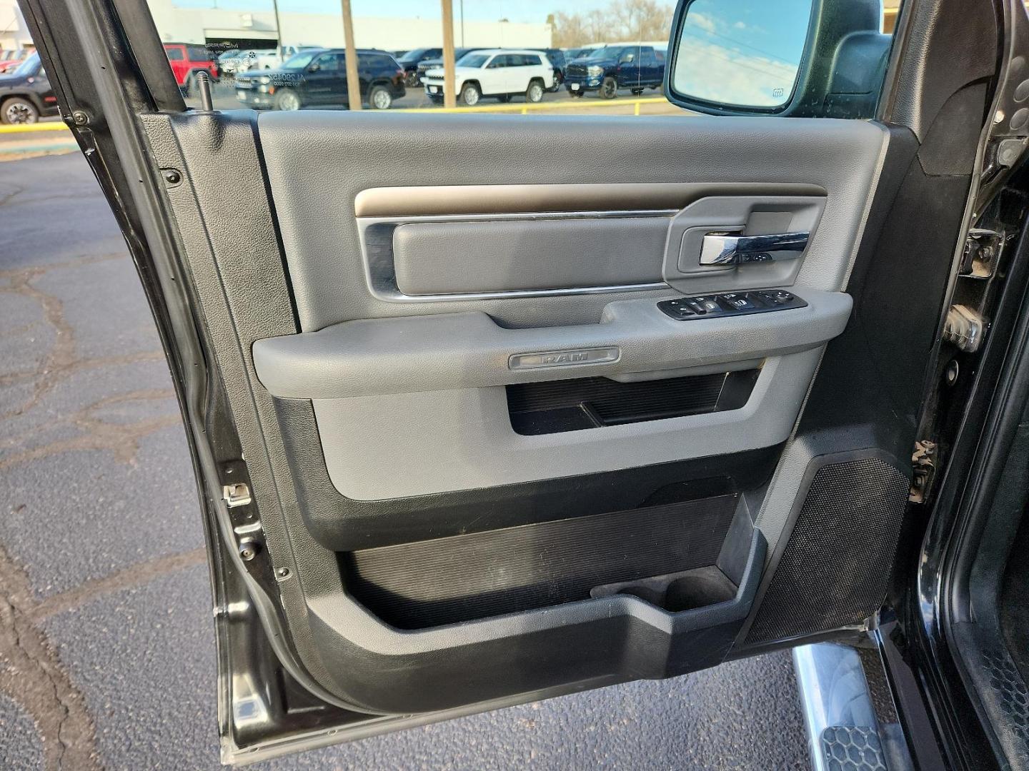 2018 BLACK Ram 1500 Lone Star Silver (1C6RR7LT1JS) with an ENGINE: 5.7L V8 HEMI MDS VVT engine, located at 4711 Ave Q, Lubbock, TX, 79412, (806) 687-2362, 33.551304, -101.855293 - Photo#10