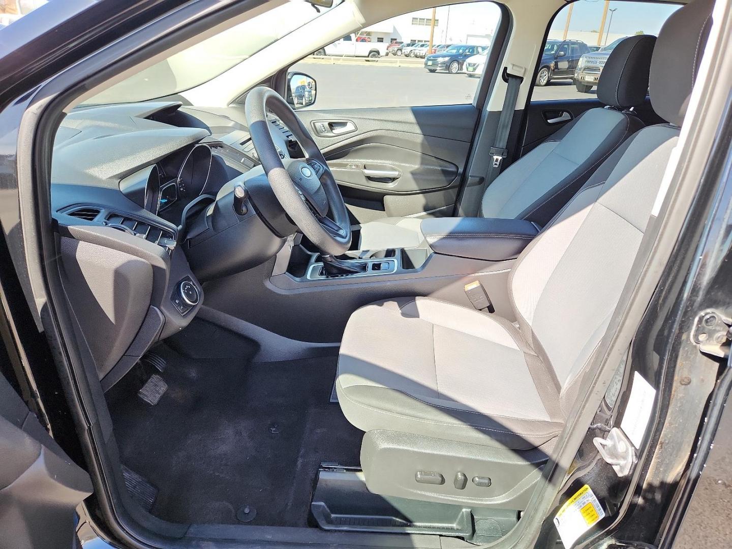 2018 BLACK Ford Escape SE (1FMCU0GD8JU) with an ENGINE: 1.5L ECOBOOST engine, located at 4711 Ave Q, Lubbock, TX, 79412, (806) 687-2362, 33.551304, -101.855293 - Photo#10