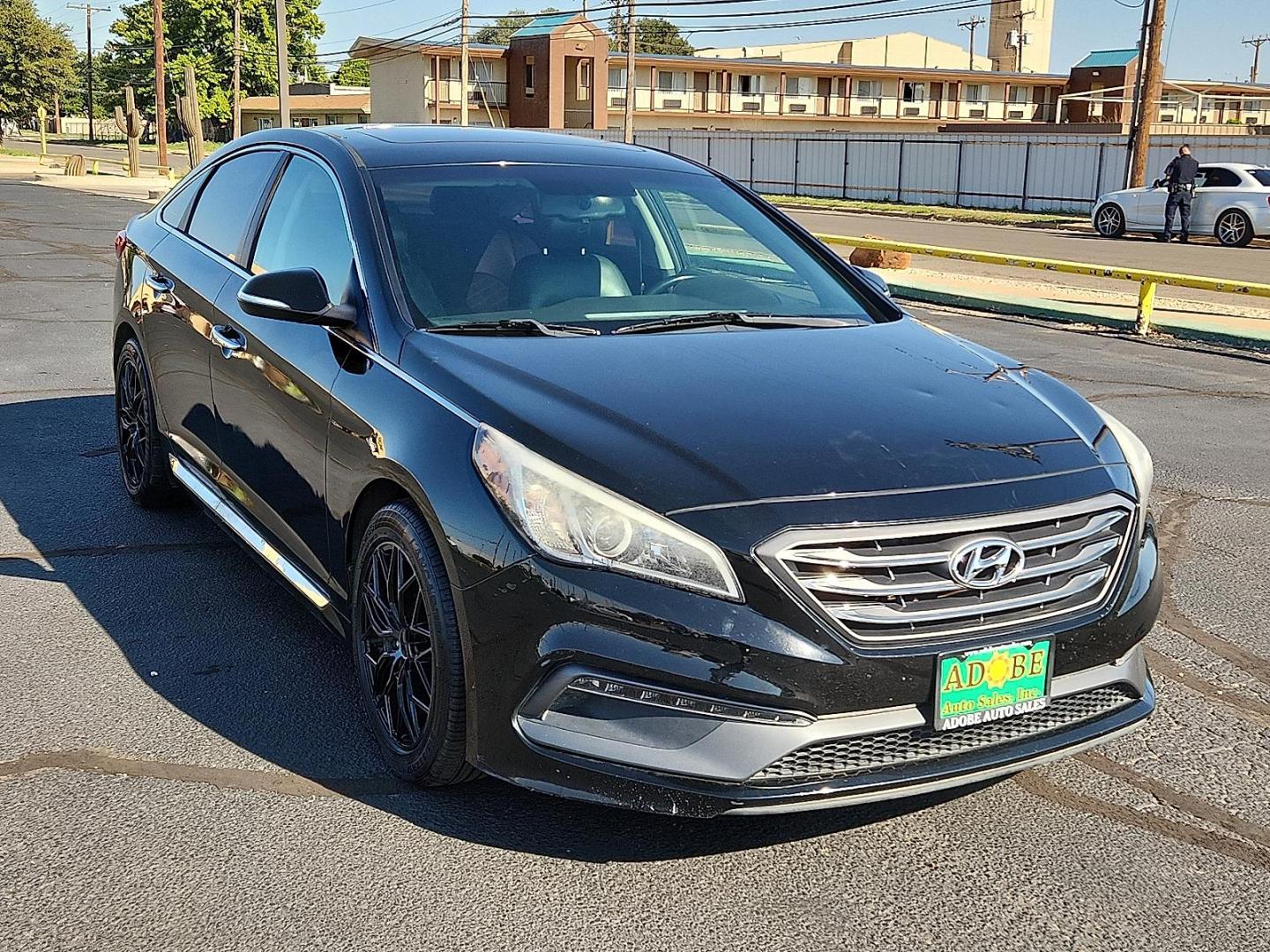 2017 BLACK Hyundai Sonata Sport (5NPE34AF9HH) with an 2.4L I-4 gasoline direct injection, DOHC, D-CVVT variable valve control, regular unleaded, engine with 185HP engine, located at 4711 Ave Q, Lubbock, TX, 79412, (806) 687-2362, 33.551304, -101.855293 - Photo#5
