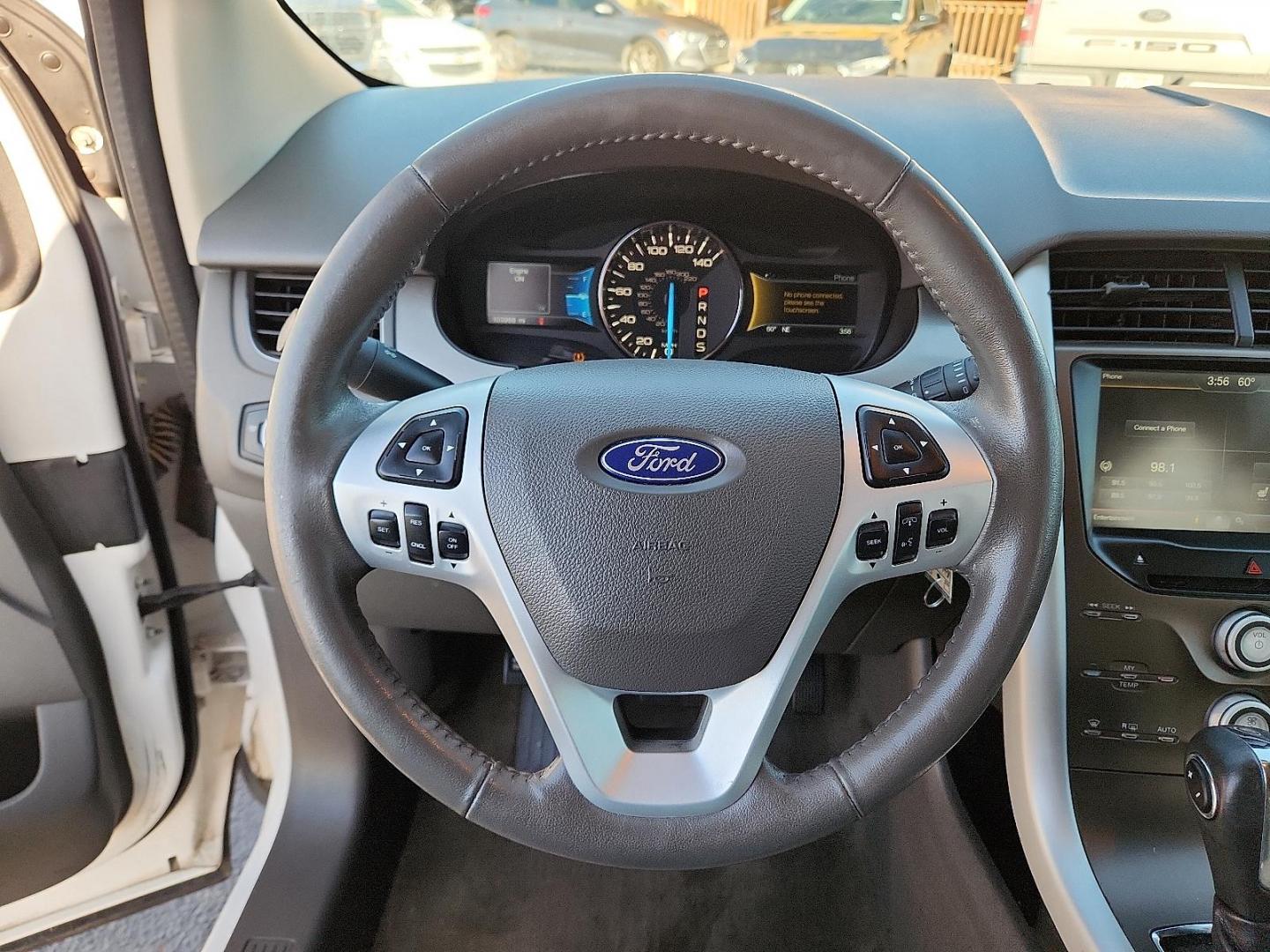 2014 WHITE Ford Edge SEL (2FMDK4JC4EB) with an 3.5L V-6 DOHC, variable valve control, regular unleaded, engine with 285HP engine, located at 4711 Ave Q, Lubbock, TX, 79412, (806) 687-2362, 33.551304, -101.855293 - Photo#18