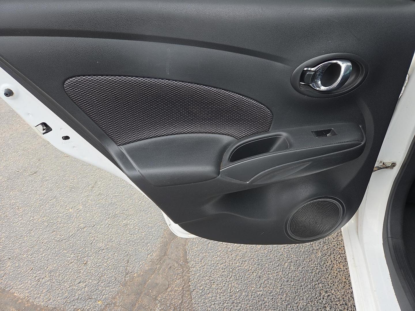 2017 Fresh Powder - QM1 /Charcoal - G Nissan Versa 1.6 S+ (3N1CN7AP7HL) with an 1.6L I-4 DOHC, variable valve control, regular unleaded, engine with 109HP engine, located at 4711 Ave Q, Lubbock, TX, 79412, (806) 687-2362, 33.551304, -101.855293 - Photo#18