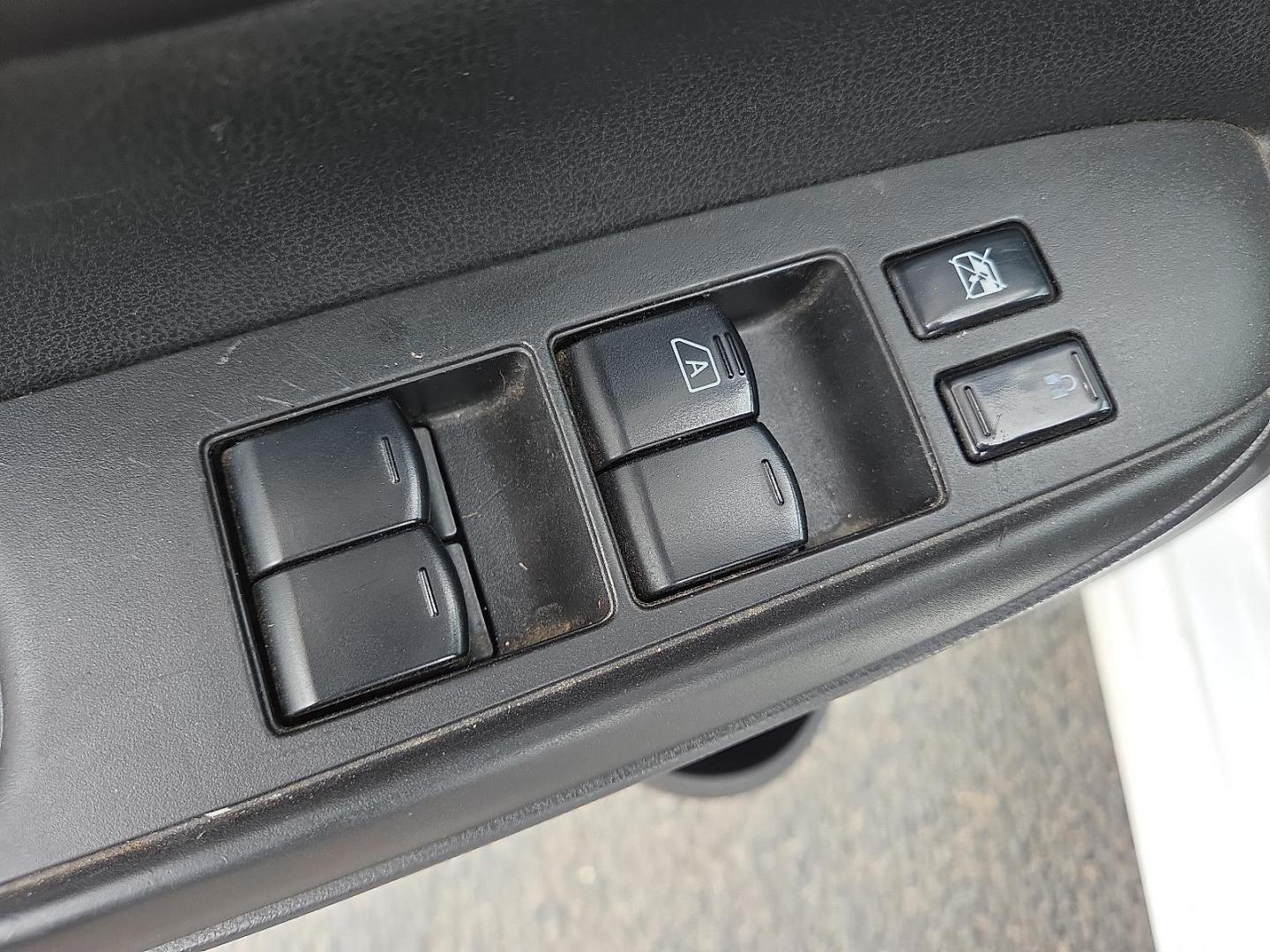 2017 Fresh Powder - QM1 /Charcoal - G Nissan Versa 1.6 S+ (3N1CN7AP7HL) with an 1.6L I-4 DOHC, variable valve control, regular unleaded, engine with 109HP engine, located at 4711 Ave Q, Lubbock, TX, 79412, (806) 687-2362, 33.551304, -101.855293 - Photo#20