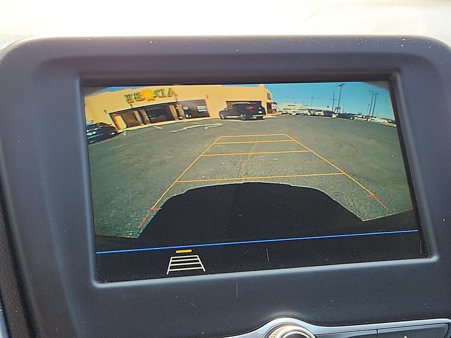2019 GREEN /Jet Black - H1T Chevrolet Equinox LT (2GNAXKEV0K6) with an 1.5L I-4 gasoline direct injection, DOHC, VVT variable valve control, intercooled turbo, regular unleaded, engine with 170HP engine, located at 4711 Ave Q, Lubbock, TX, 79412, (806) 687-2362, 33.551304, -101.855293 - Photo#21