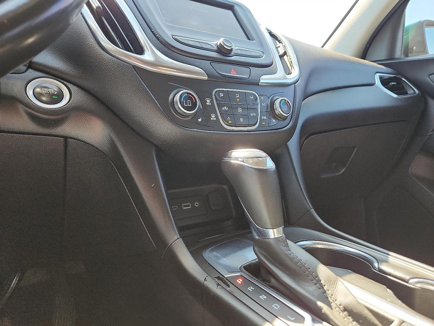 2019 GREEN /Jet Black - H1T Chevrolet Equinox LT (2GNAXKEV0K6) with an 1.5L I-4 gasoline direct injection, DOHC, VVT variable valve control, intercooled turbo, regular unleaded, engine with 170HP engine, located at 4711 Ave Q, Lubbock, TX, 79412, (806) 687-2362, 33.551304, -101.855293 - Photo#29