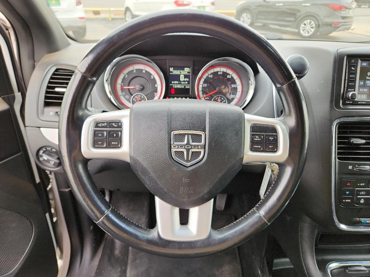 2019 White Knuckle Clearcoat Dodge Grand Caravan GT (2C4RDGEGXKR) with an ENGINE: 3.6L V6 24V VVT (FFV) engine, located at 4711 Ave Q, Lubbock, TX, 79412, (806) 687-2362, 33.551304, -101.855293 - Photo#17