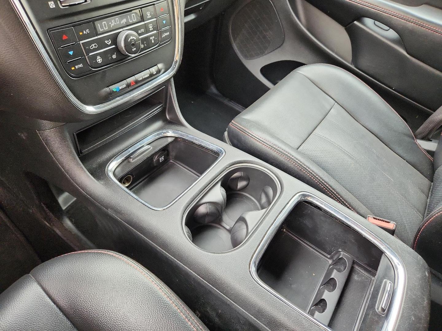 2019 White Knuckle Clearcoat Dodge Grand Caravan GT (2C4RDGEGXKR) with an ENGINE: 3.6L V6 24V VVT (FFV) engine, located at 4711 Ave Q, Lubbock, TX, 79412, (806) 687-2362, 33.551304, -101.855293 - Photo#18