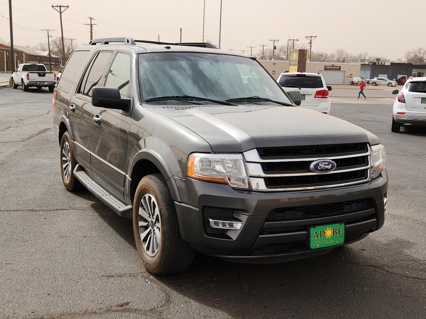2017 Magnetic - J7 /Ebony - CH Ford Expedition XLT (1FMJU1HT9HE) with an ENGINE: 3.5L ECOBOOST V6 engine, located at 4711 Ave Q, Lubbock, TX, 79412, (806) 687-2362, 33.551304, -101.855293 - Photo#5