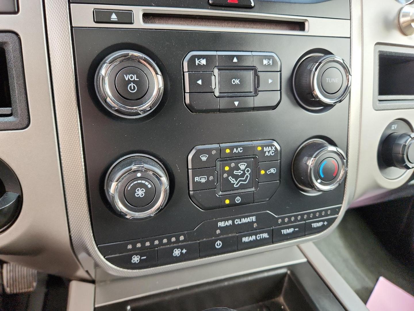 2017 Magnetic - J7 /Ebony - CH Ford Expedition XLT (1FMJU1HT9HE) with an ENGINE: 3.5L ECOBOOST V6 engine, located at 4711 Ave Q, Lubbock, TX, 79412, (806) 687-2362, 33.551304, -101.855293 - Photo#14