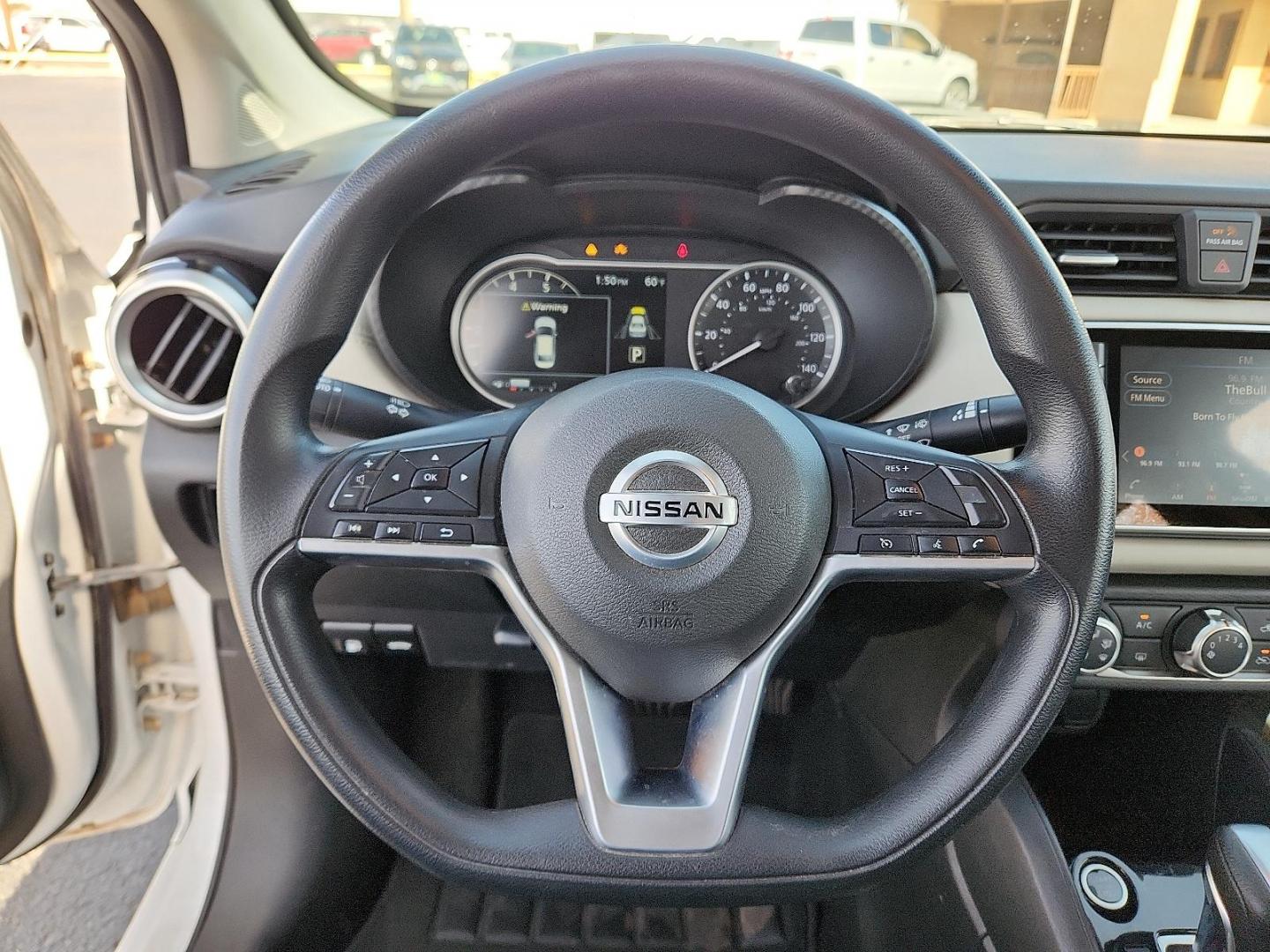 2020 WHITE Nissan Versa SV Xtronic CVT (3N1CN8EV9LL) with an 1.6L I-4 DOHC, variable valve control, regular unleaded, engine with 122HP engine, located at 4711 Ave Q, Lubbock, TX, 79412, (806) 687-2362, 33.551304, -101.855293 - Photo#17