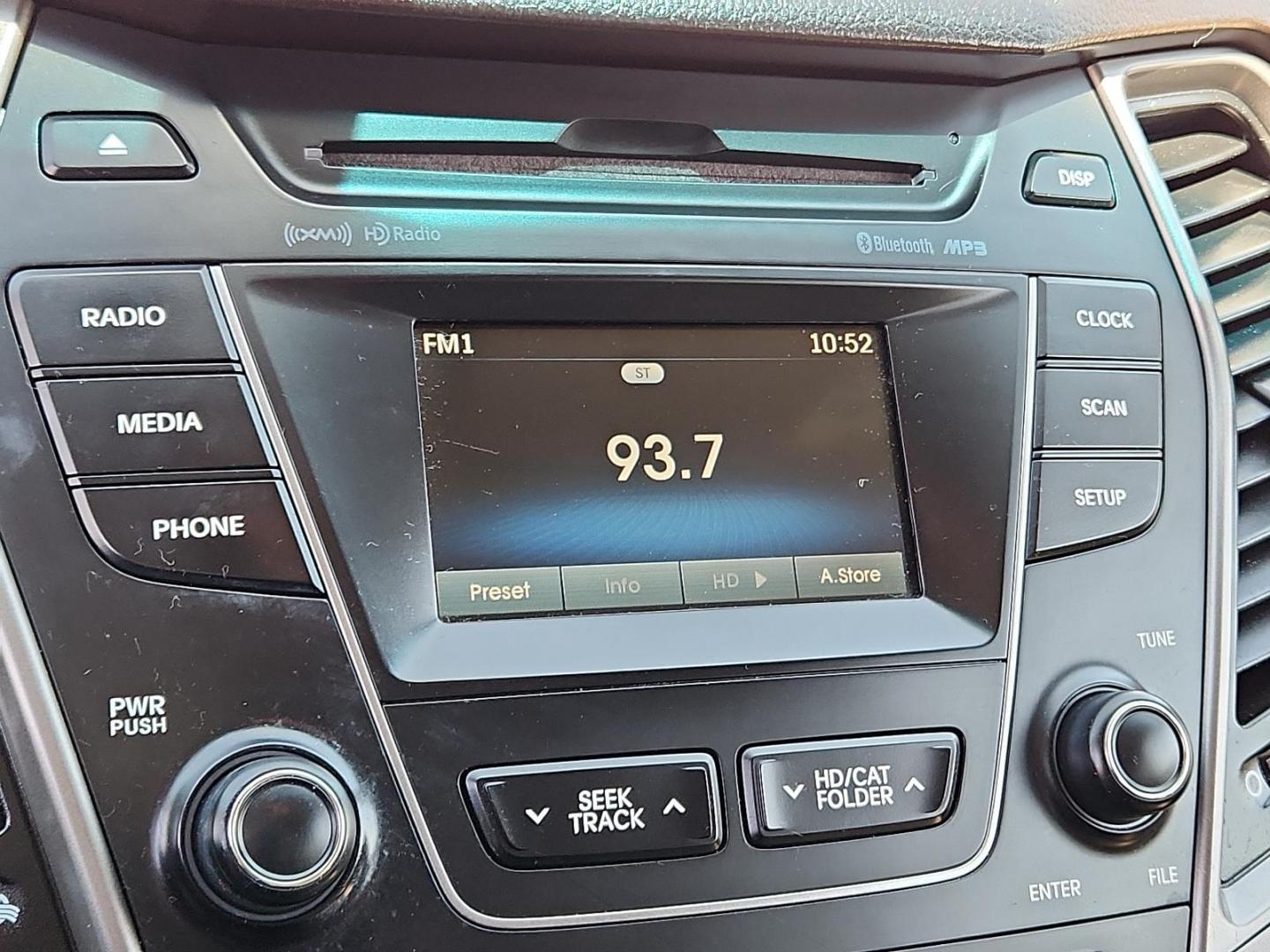 2014 Cabo Bronze - D0 /Beige - VYN Hyundai Santa Fe Sport 2.0L Turbo (5XYZU3LA3EG) with an Engine: 2.0L Turbo-GDI DOHC 16-Valve I4 engine, located at 4711 Ave Q, Lubbock, TX, 79412, (806) 687-2362, 33.551304, -101.855293 - Photo#14