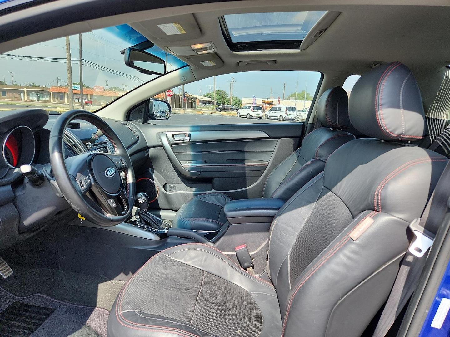 2013 Abyss Blue Pearl Metallic - K3U /Black - WK Kia Forte Koup SX (KNAFW6A33D5) with an 2.4L I-4 DOHC, variable valve control, regular unleaded, engine with 173HP engine, located at 4711 Ave Q, Lubbock, TX, 79412, (806) 687-2362, 33.551304, -101.855293 - Photo#10
