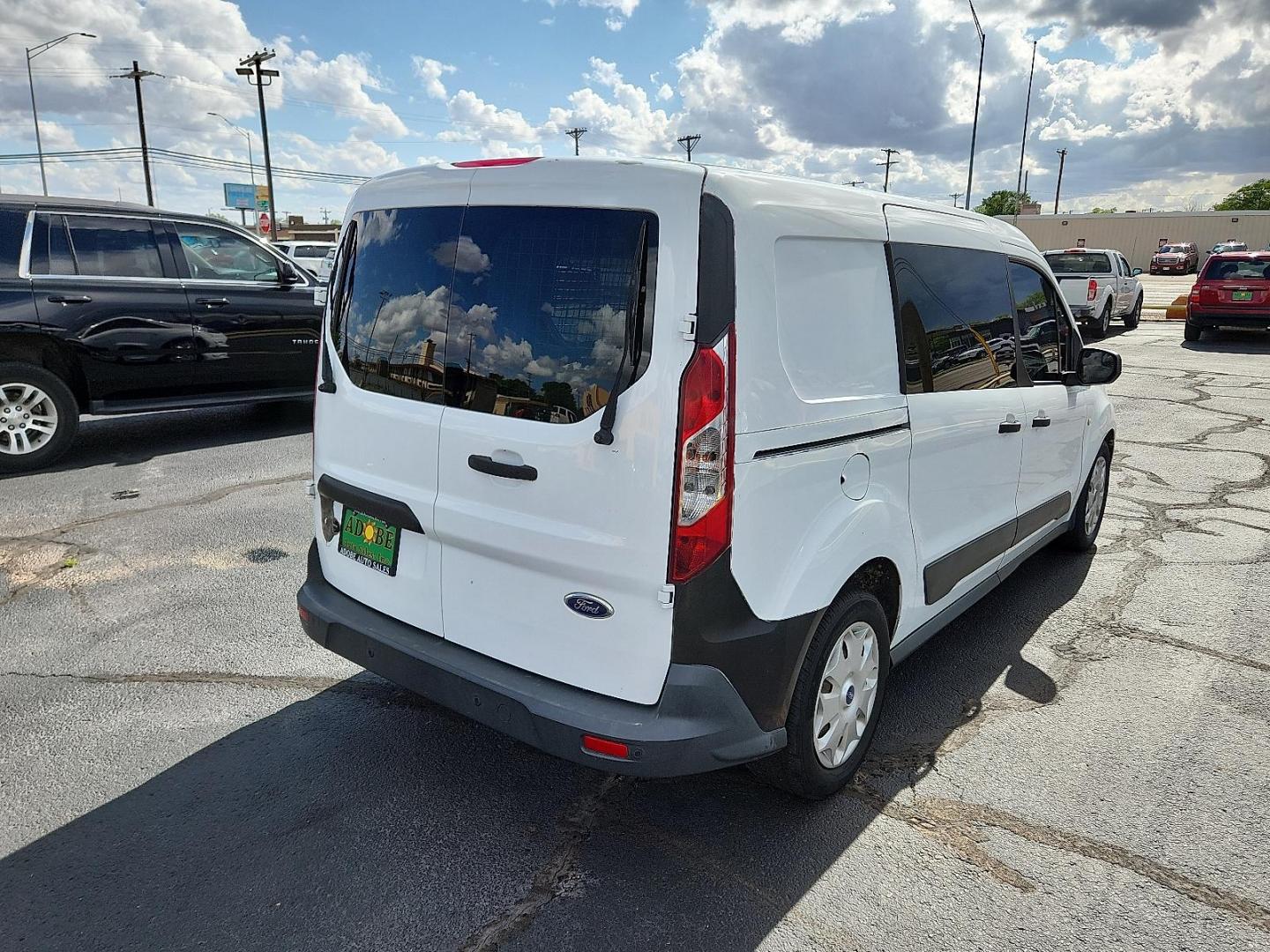 2015 Frozen White Ford Transit Connect XLT (NM0LS7F70F1) with an Duratec 2.5L I-4 DOHC, iVCT variable valve control, regular unleaded, engine with 169HP engine, located at 4711 Ave Q, Lubbock, TX, 79412, (806) 687-2362, 33.551304, -101.855293 - Photo#3