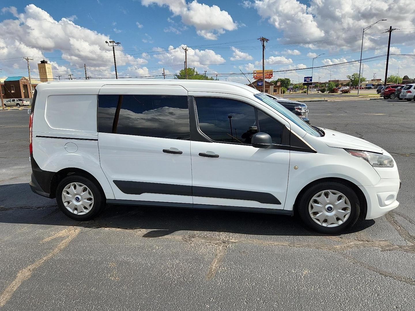 2015 Frozen White Ford Transit Connect XLT (NM0LS7F70F1) with an Duratec 2.5L I-4 DOHC, iVCT variable valve control, regular unleaded, engine with 169HP engine, located at 4711 Ave Q, Lubbock, TX, 79412, (806) 687-2362, 33.551304, -101.855293 - Photo#4