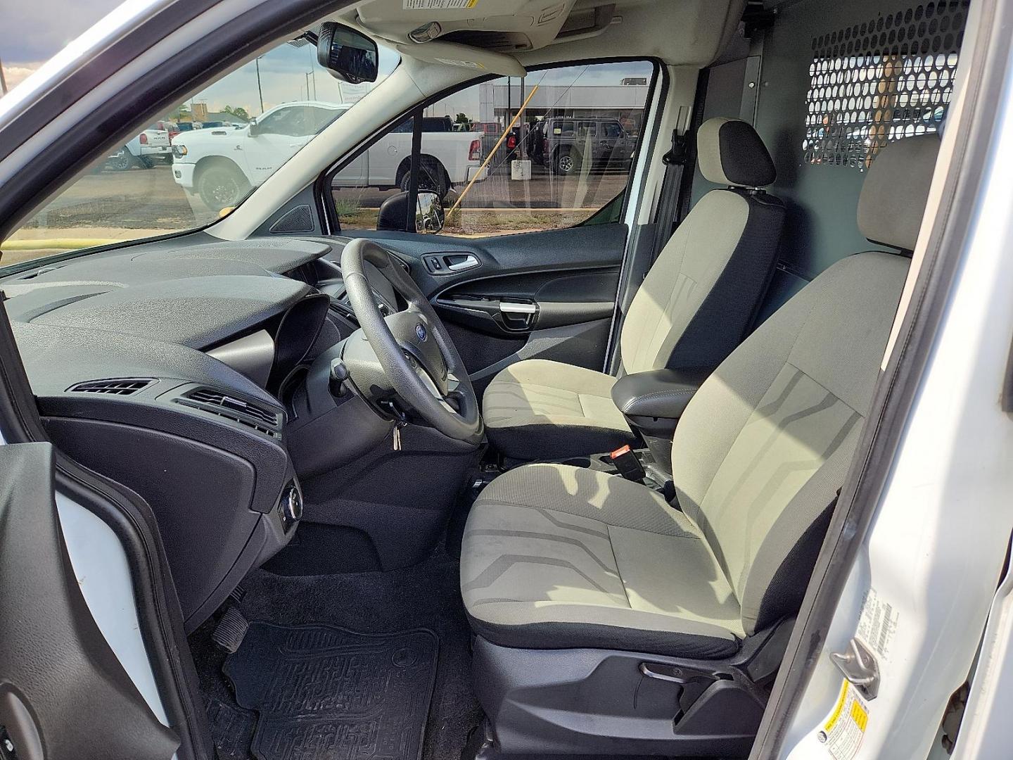 2015 Frozen White Ford Transit Connect XLT (NM0LS7F70F1) with an Duratec 2.5L I-4 DOHC, iVCT variable valve control, regular unleaded, engine with 169HP engine, located at 4711 Ave Q, Lubbock, TX, 79412, (806) 687-2362, 33.551304, -101.855293 - Photo#9