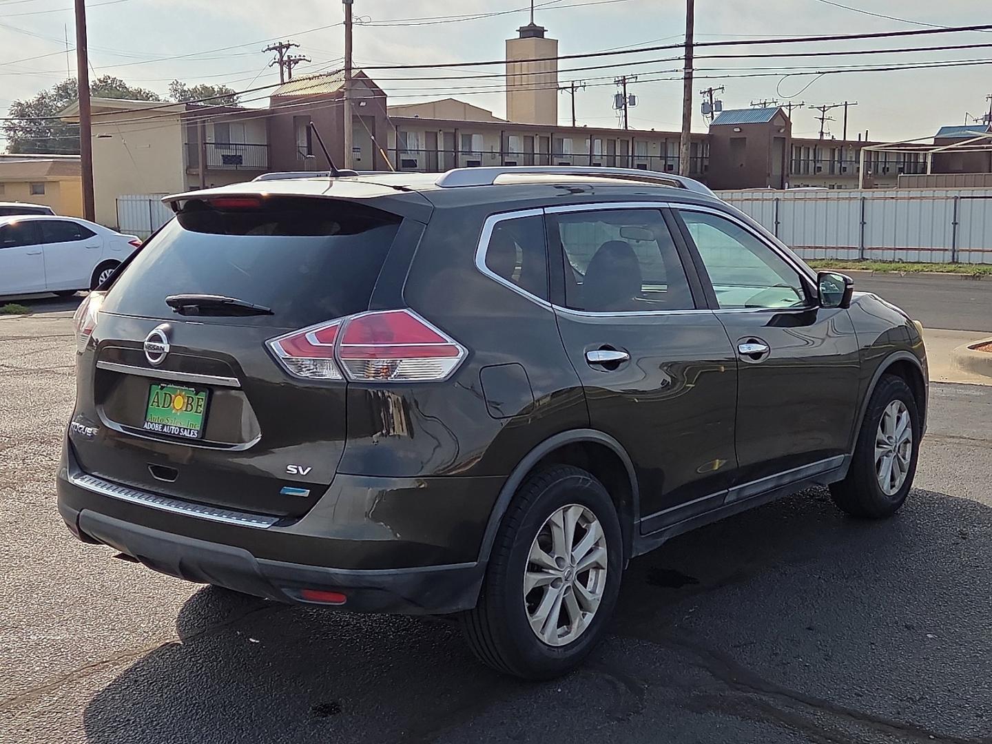 2014 Midnight Jade - EAN /Almond - C Nissan Rogue SV (5N1AT2ML8EC) with an 2.5L I-4 DOHC, variable valve control, regular gasoline, engine with 170HP engine, located at 4711 Ave Q, Lubbock, TX, 79412, (806) 687-2362, 33.551304, -101.855293- Photo#4