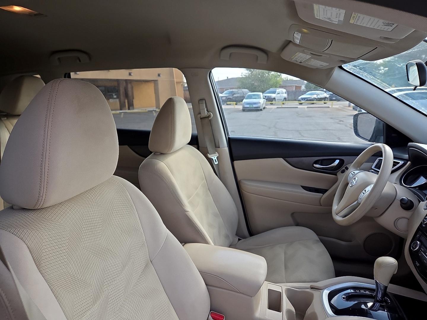 2014 Midnight Jade - EAN /Almond - C Nissan Rogue SV (5N1AT2ML8EC) with an 2.5L I-4 DOHC, variable valve control, regular gasoline, engine with 170HP engine, located at 4711 Ave Q, Lubbock, TX, 79412, (806) 687-2362, 33.551304, -101.855293- Photo#9