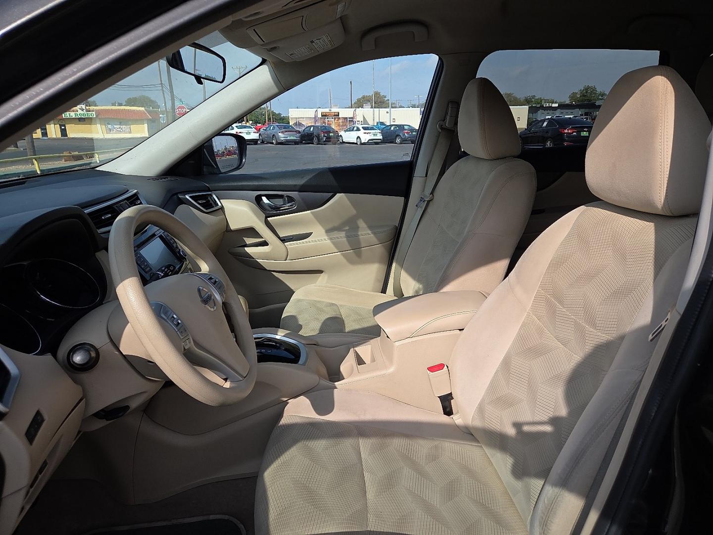 2014 Midnight Jade - EAN /Almond - C Nissan Rogue SV (5N1AT2ML8EC) with an 2.5L I-4 DOHC, variable valve control, regular gasoline, engine with 170HP engine, located at 4711 Ave Q, Lubbock, TX, 79412, (806) 687-2362, 33.551304, -101.855293- Photo#20