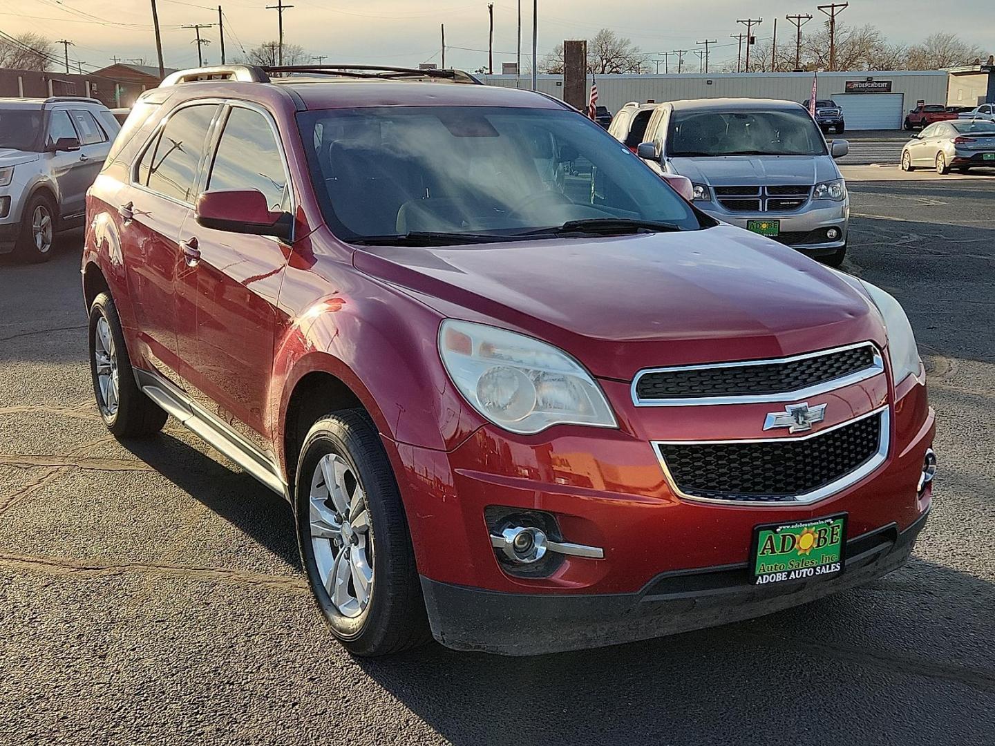 2015 RED Chevrolet Equinox 2LT (1GNALCEK1FZ) with an ECOTEC 2.4L I-4 gasoline direct injection, DOHC, VVT variable valve control, regular unleaded, engine with 182HP engine, located at 4711 Ave Q, Lubbock, TX, 79412, (806) 687-2362, 33.551304, -101.855293 - Photo#5