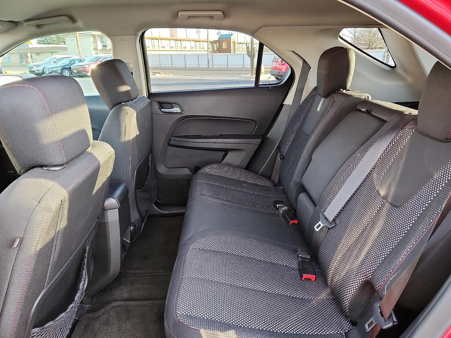 2015 RED Chevrolet Equinox 2LT (1GNALCEK1FZ) with an ECOTEC 2.4L I-4 gasoline direct injection, DOHC, VVT variable valve control, regular unleaded, engine with 182HP engine, located at 4711 Ave Q, Lubbock, TX, 79412, (806) 687-2362, 33.551304, -101.855293 - Photo#8